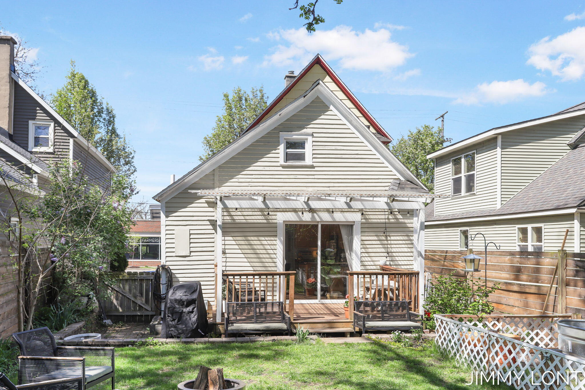 1148 Fulton Street E