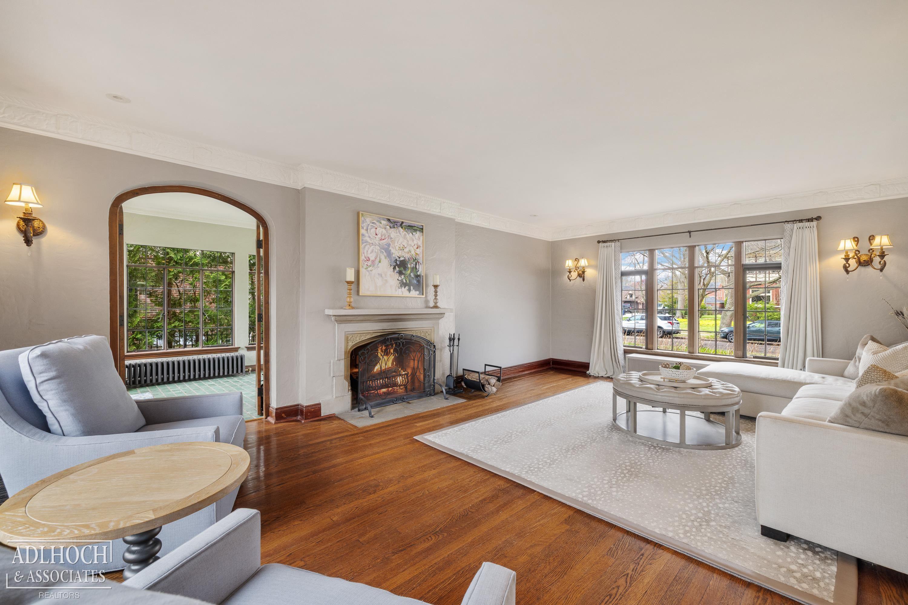 1006 Kensington Avenue