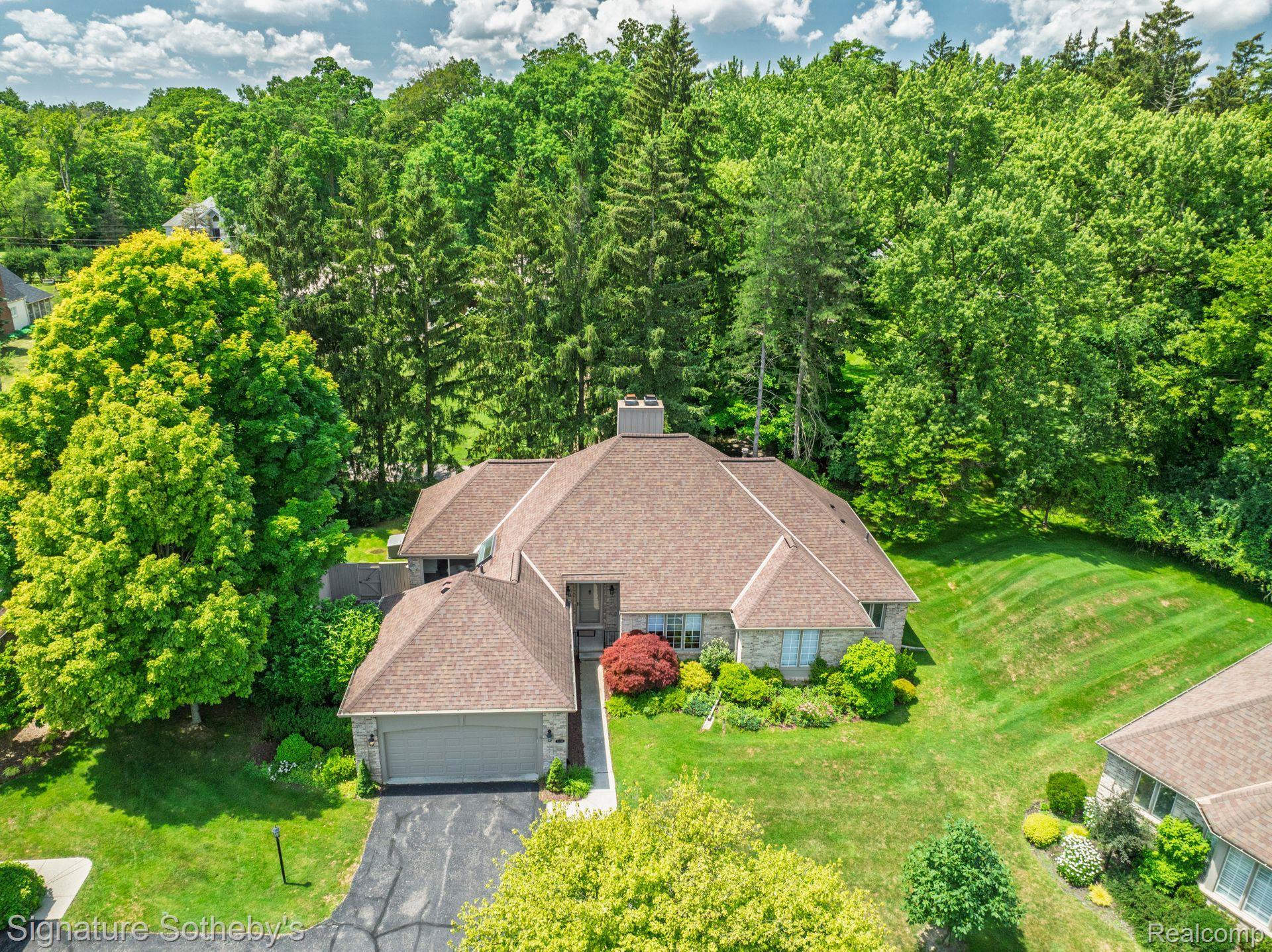 32326 Spruce Lane