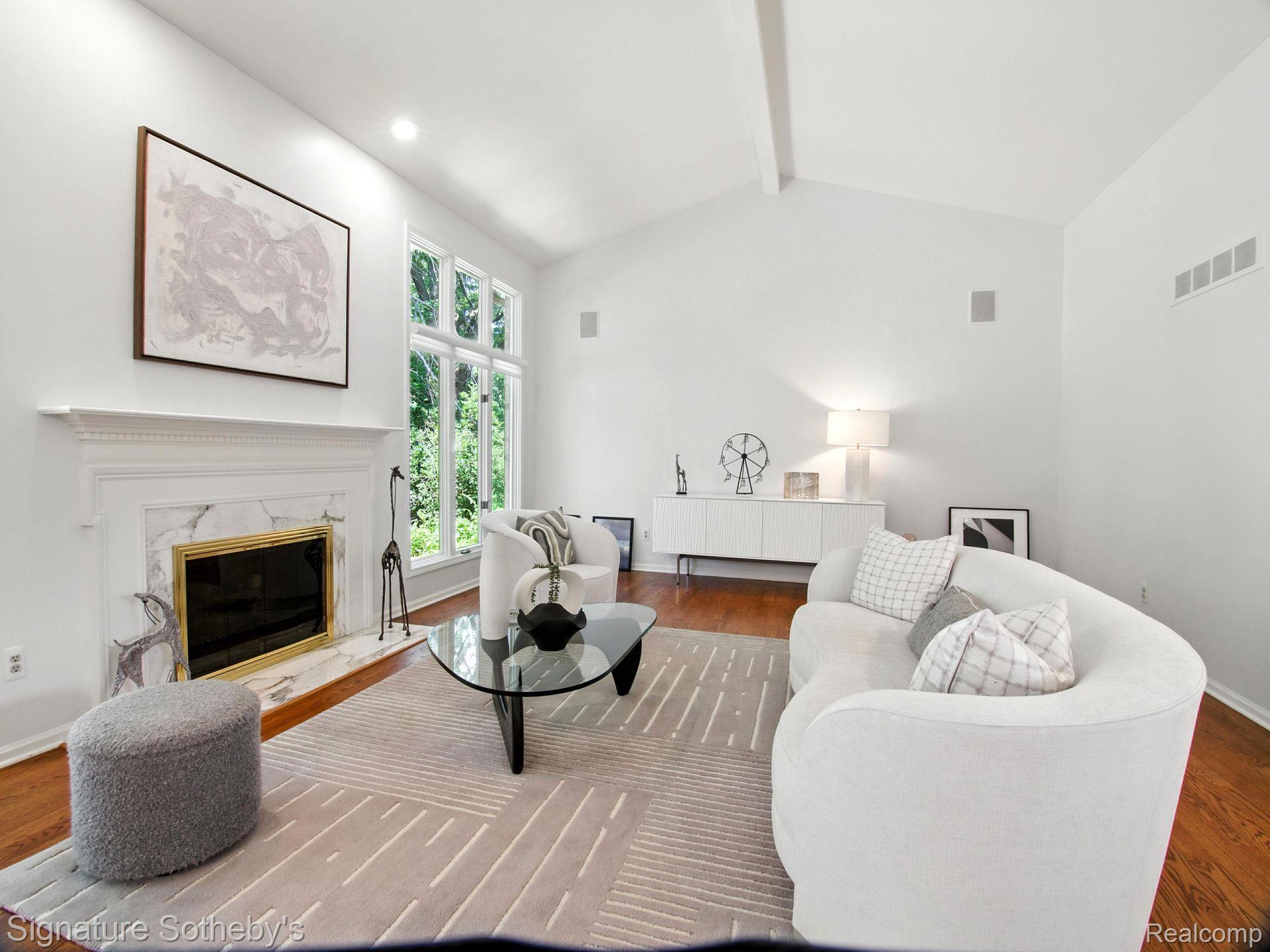 32326 Spruce Lane
