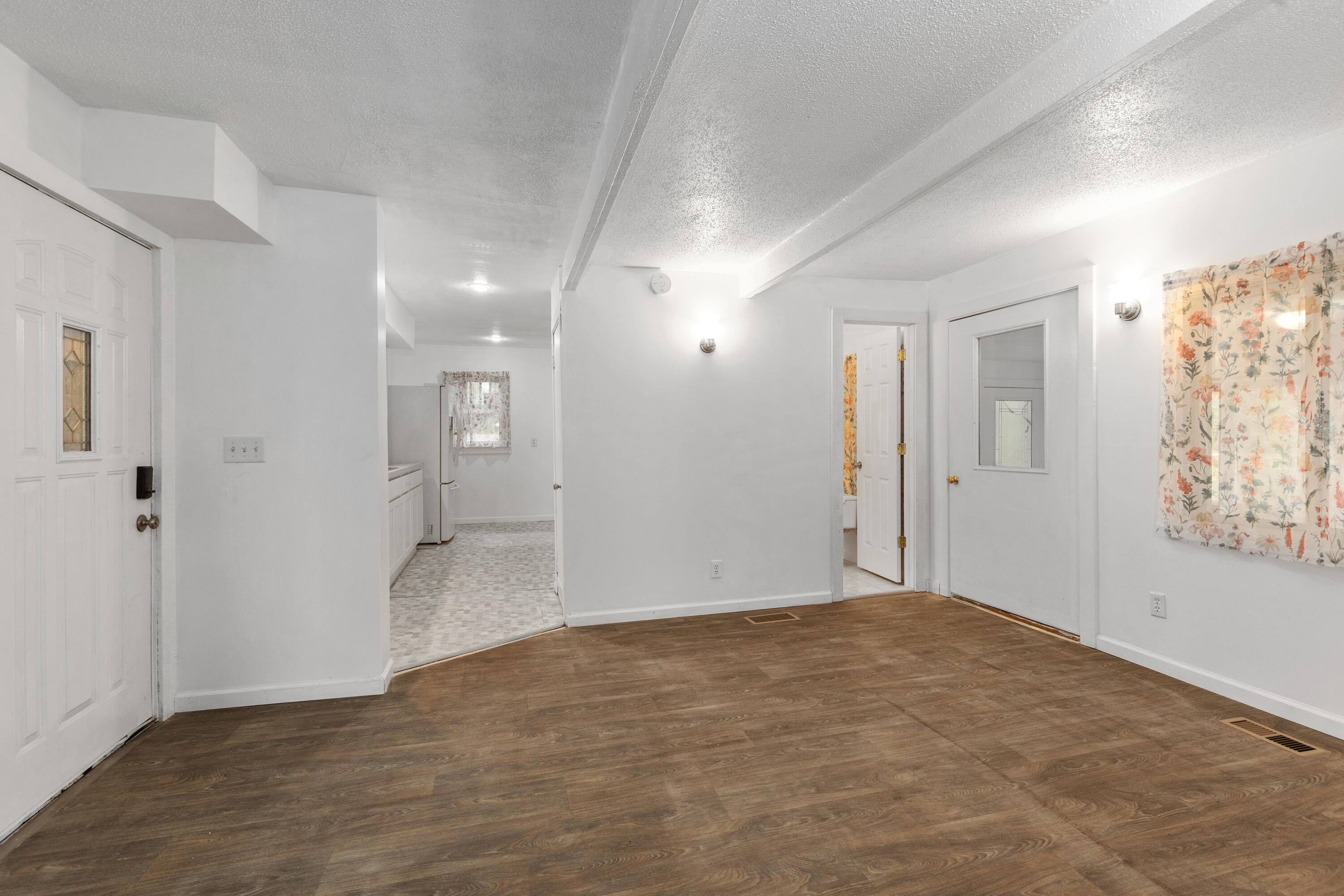 13664 Wabasis Avenue NE