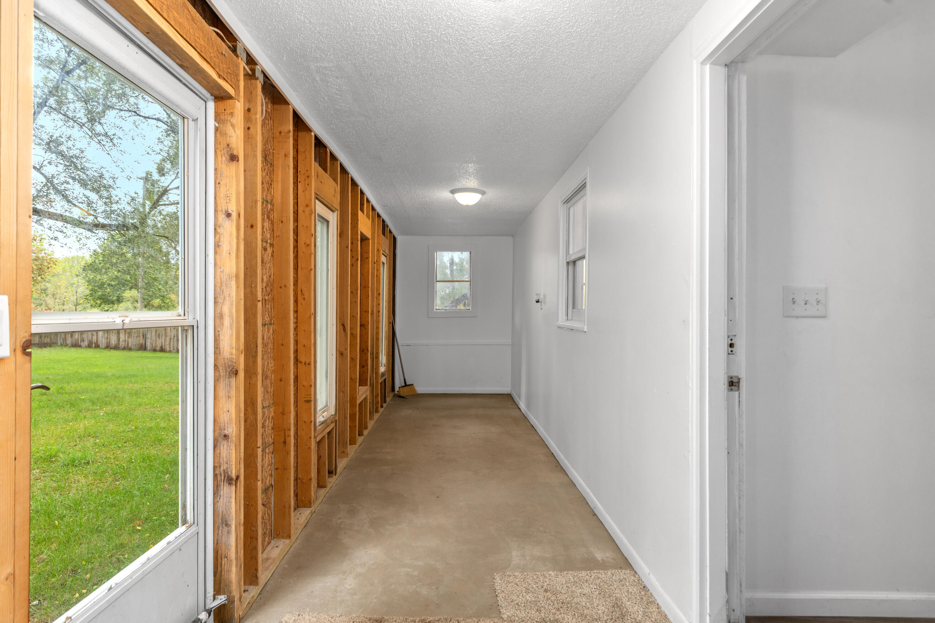 13664 Wabasis Avenue NE