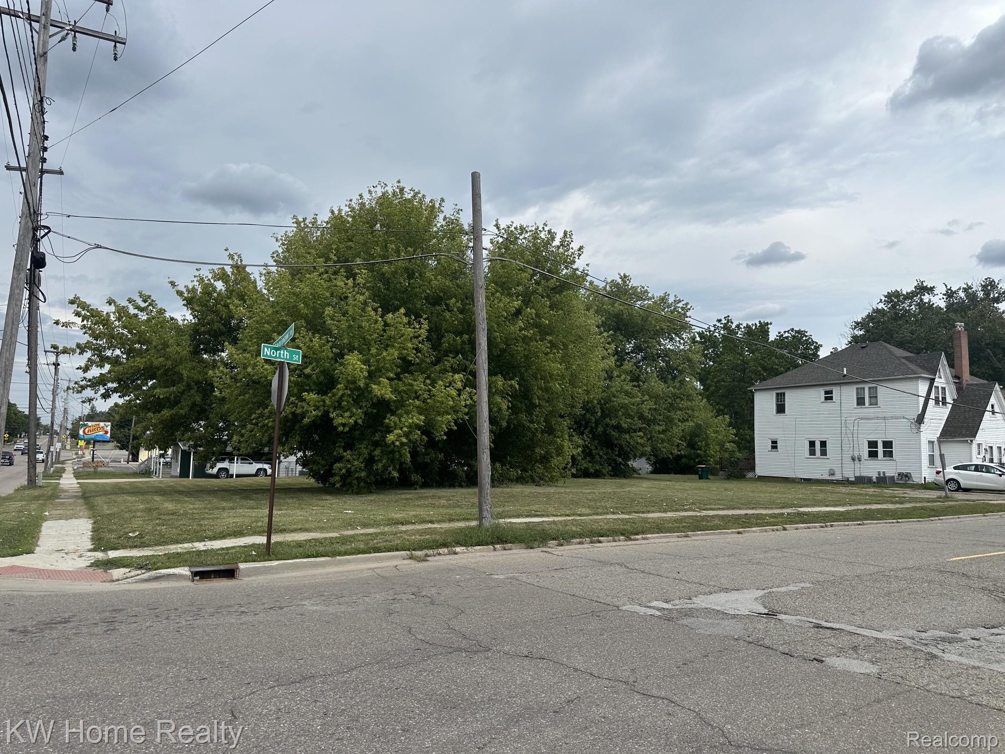 11916 N Saginaw Street