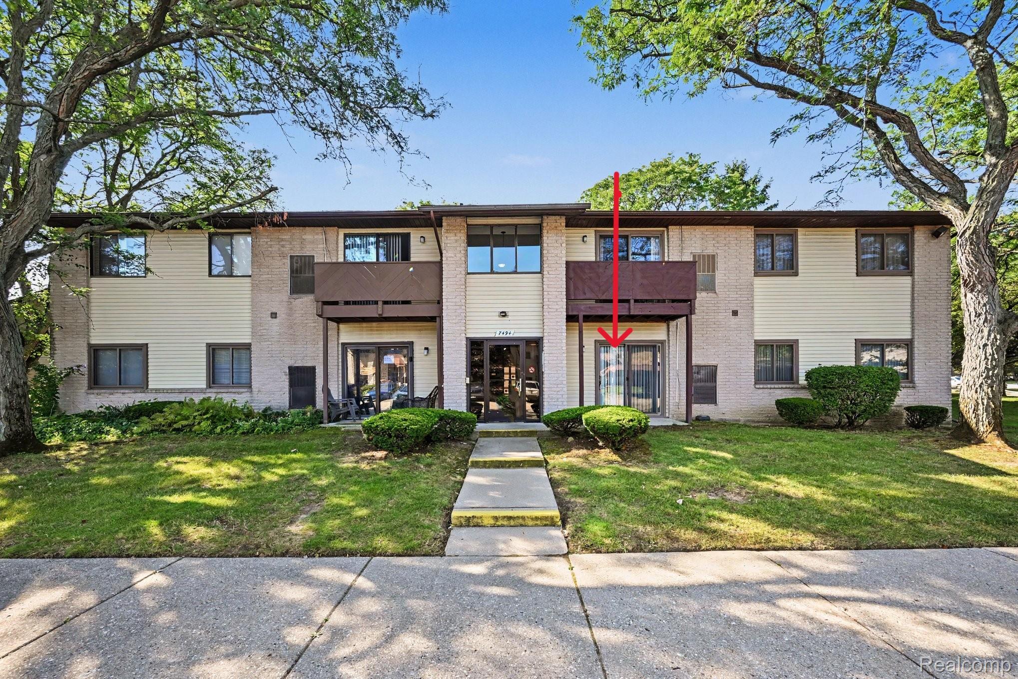 7494 Manor Circle 104