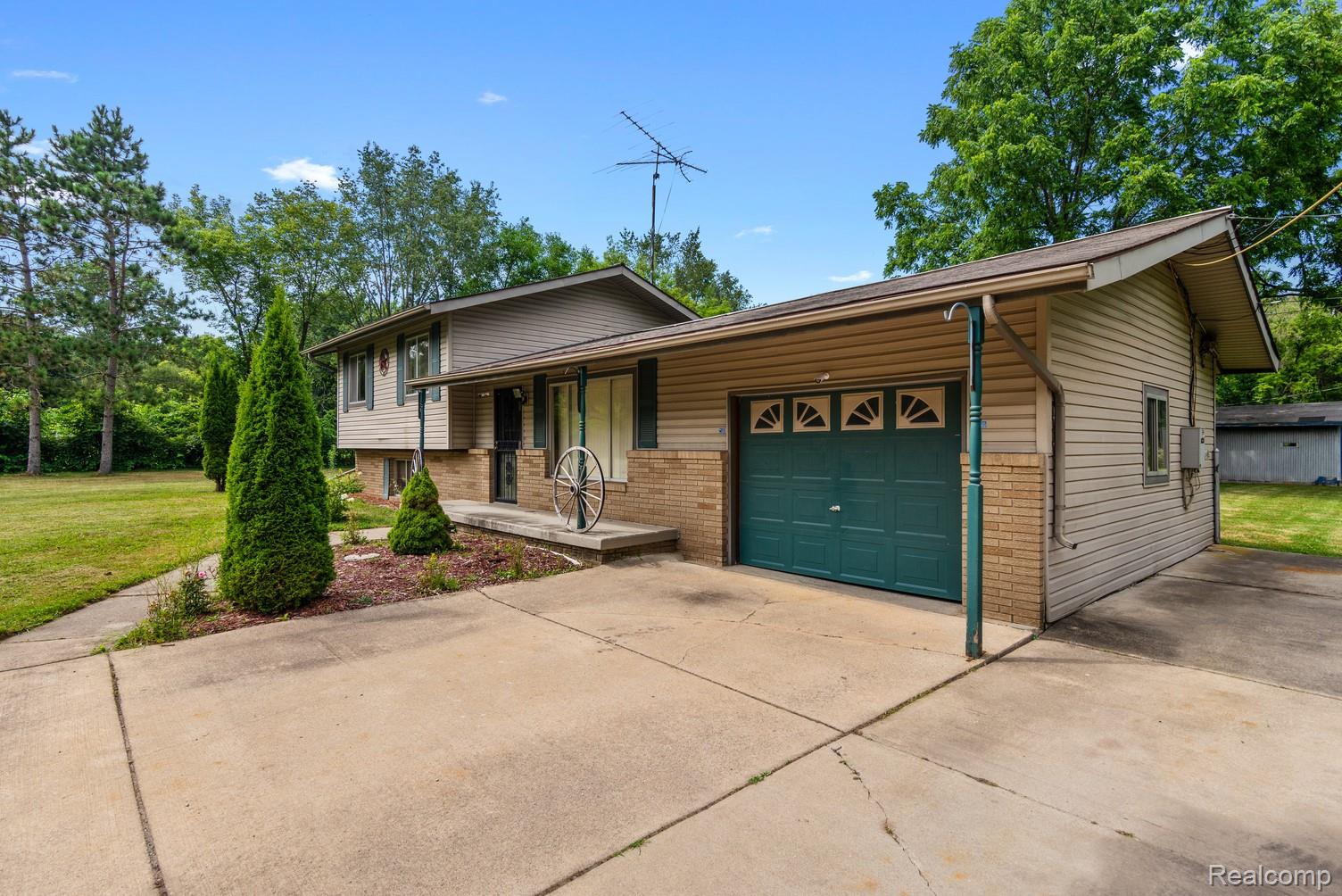 3499 E Carpenter Road