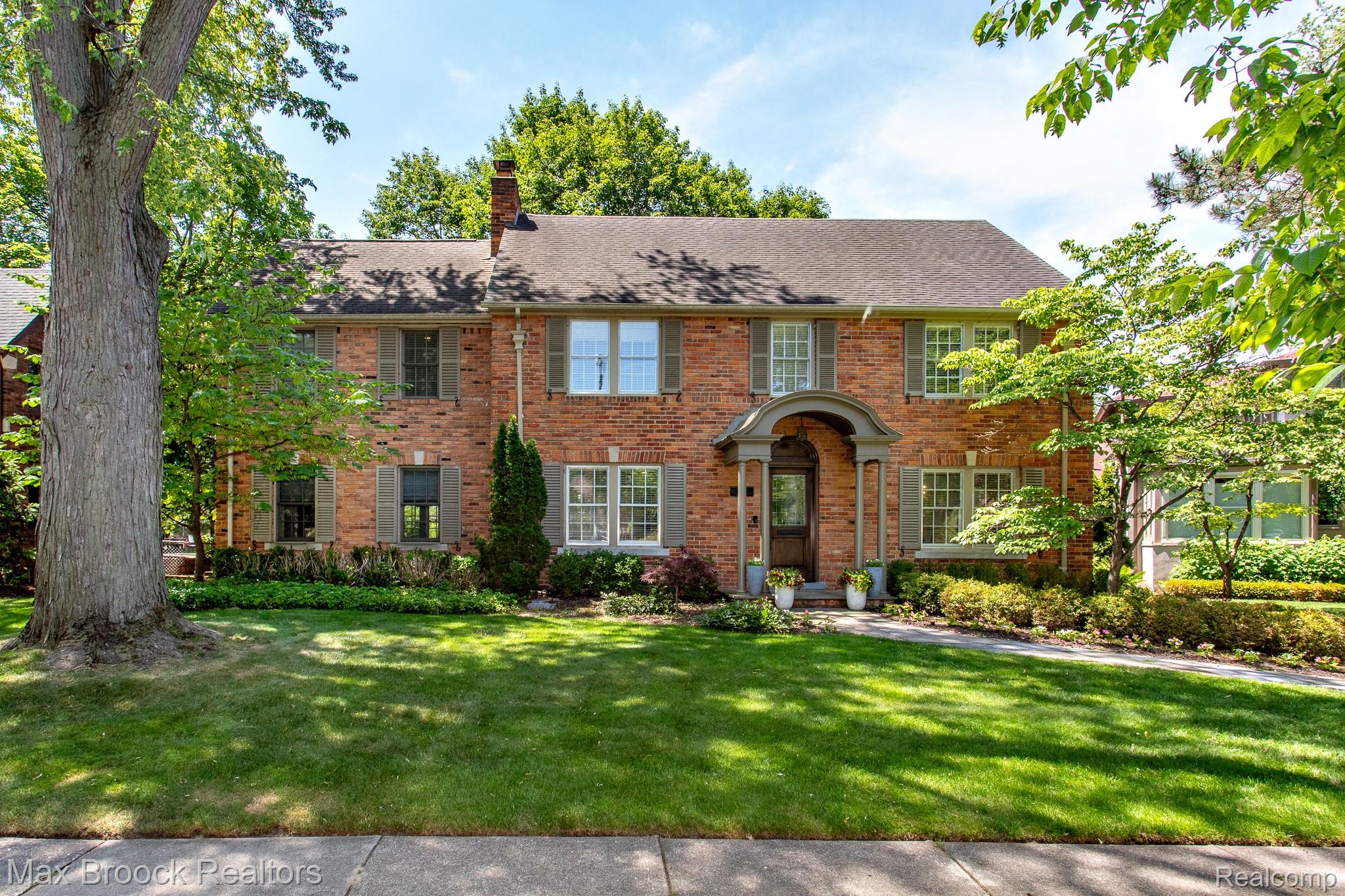 26255 Pembroke Road