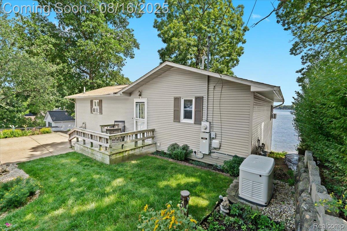 978 Ridge Court