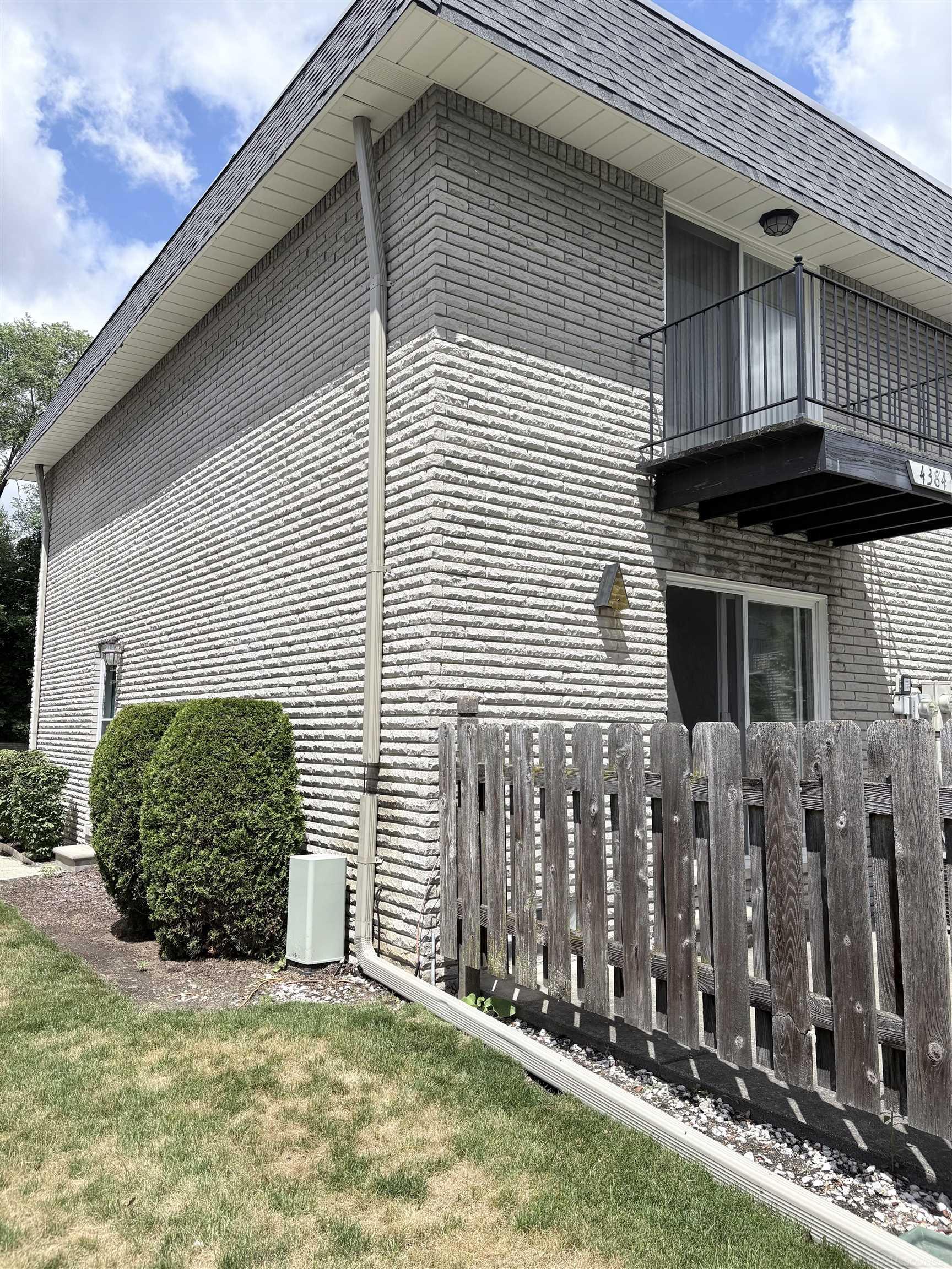 4384 15 Mile Road