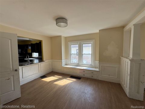 Tiny photo for 256 W Chicago Avenue, Pontiac City, MI 48340 (MLS # 20261026136)