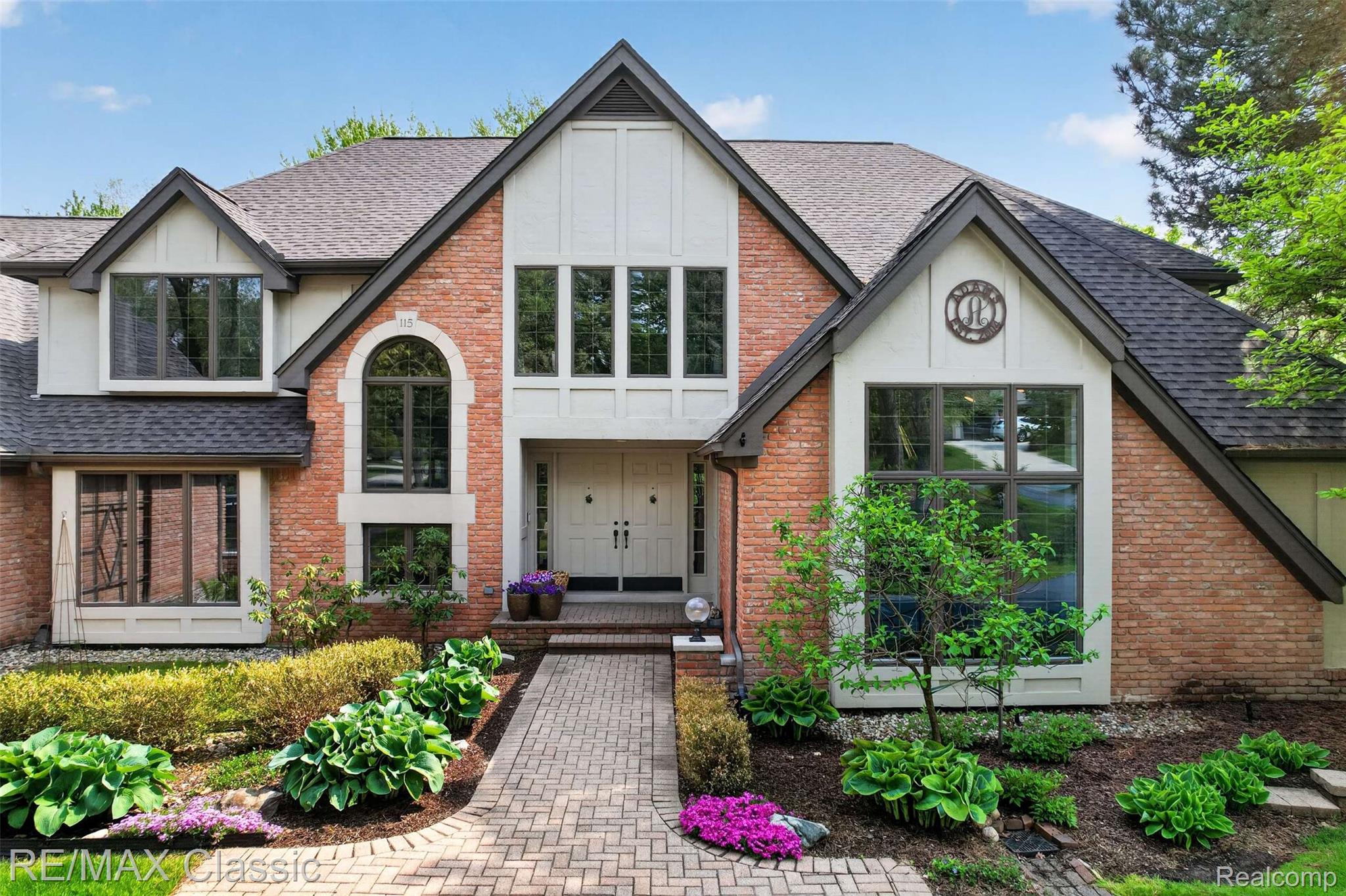 115 W Hickory Grove Road