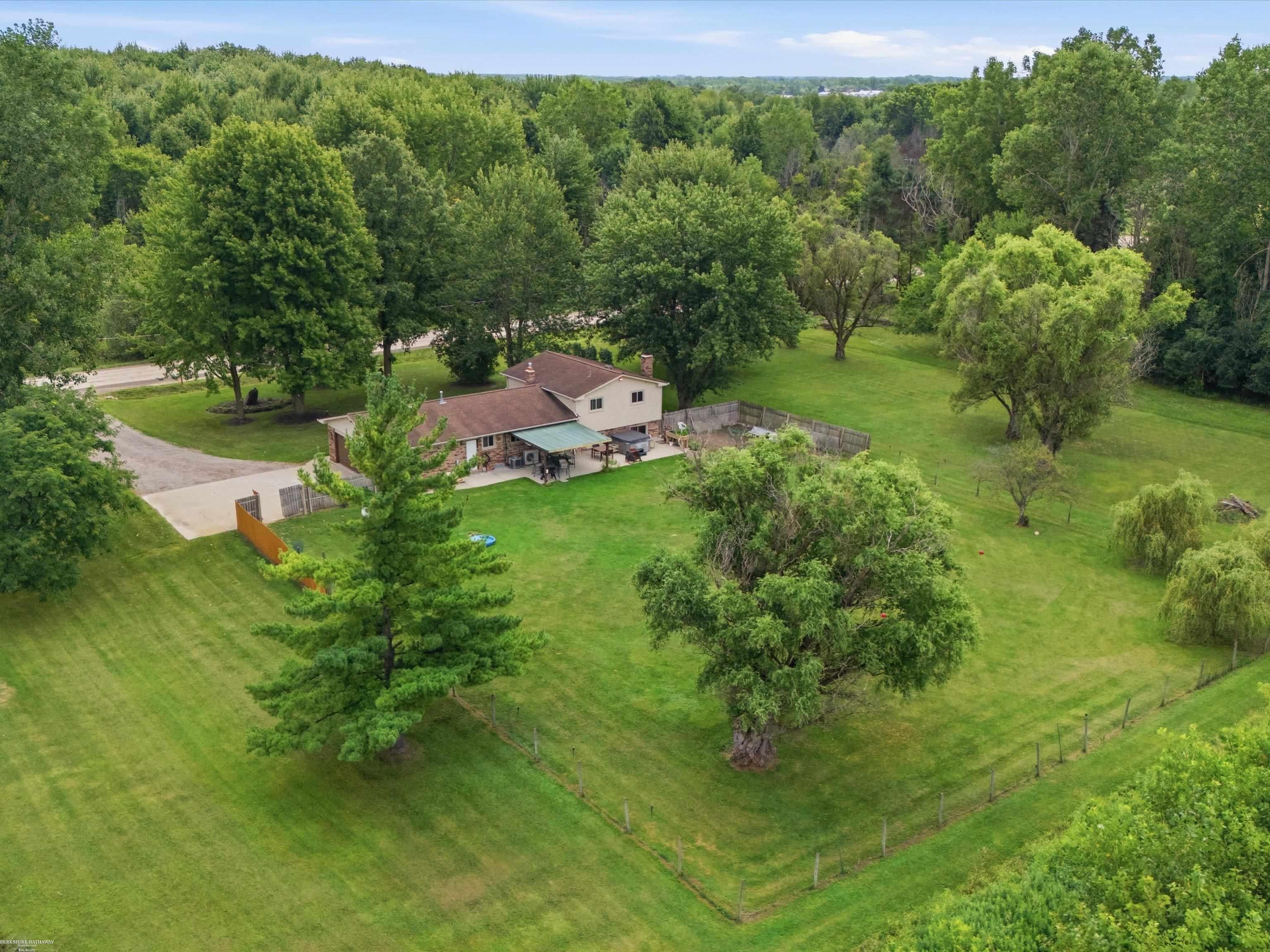 61111 Ray Center Road