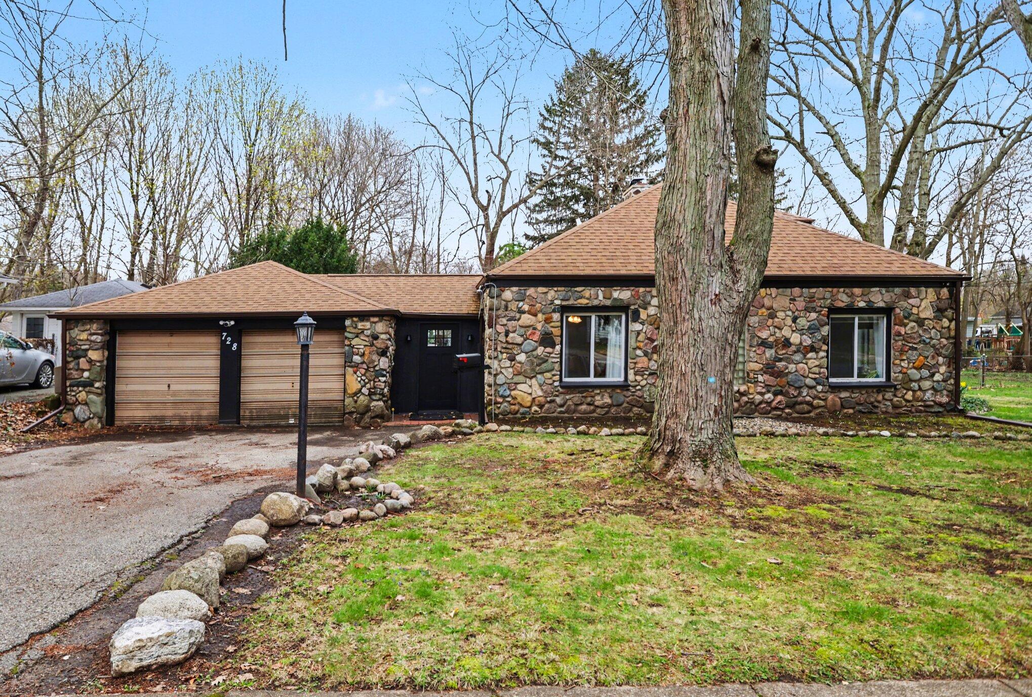 728 Jenks Boulevard