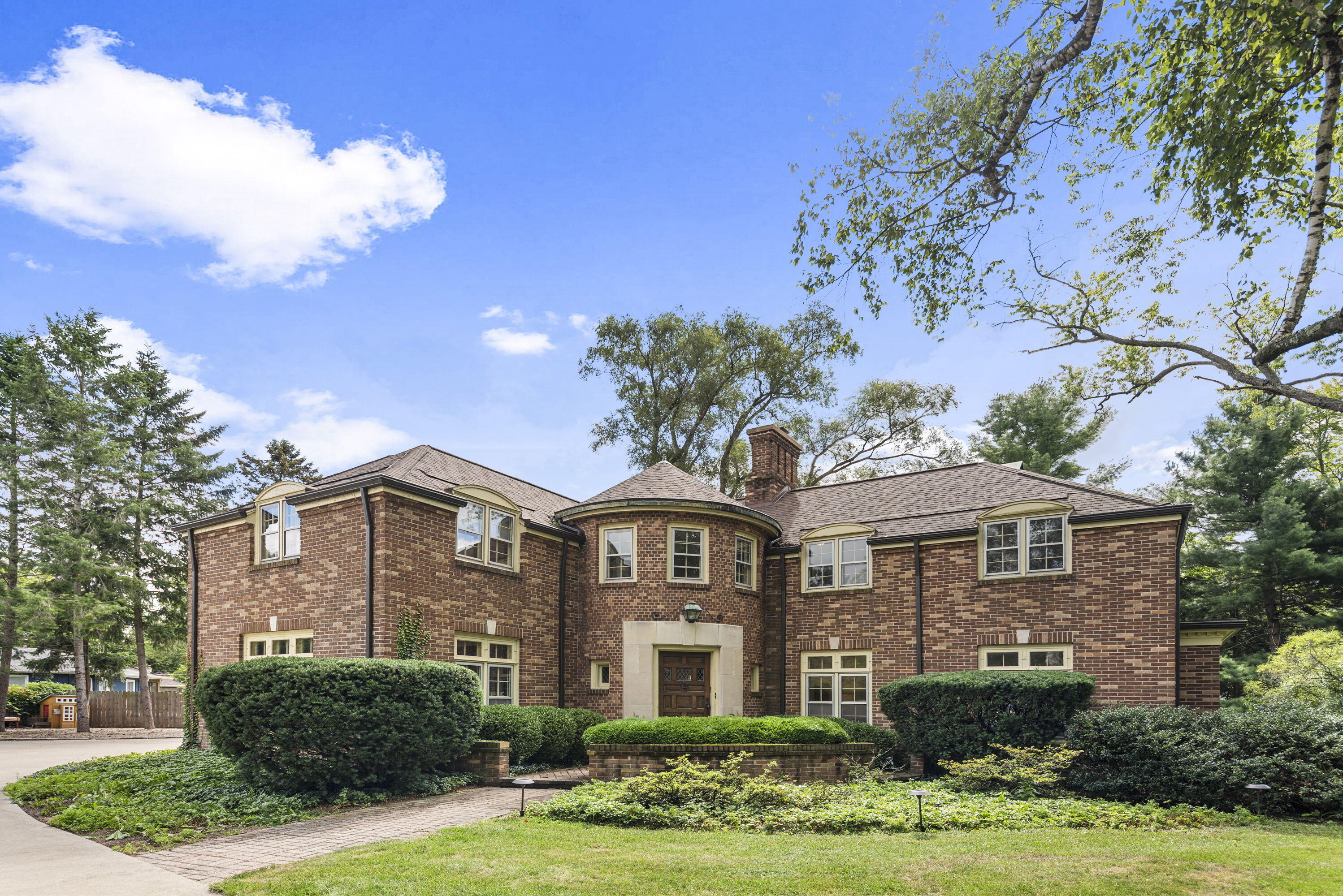 1565 Miami Road