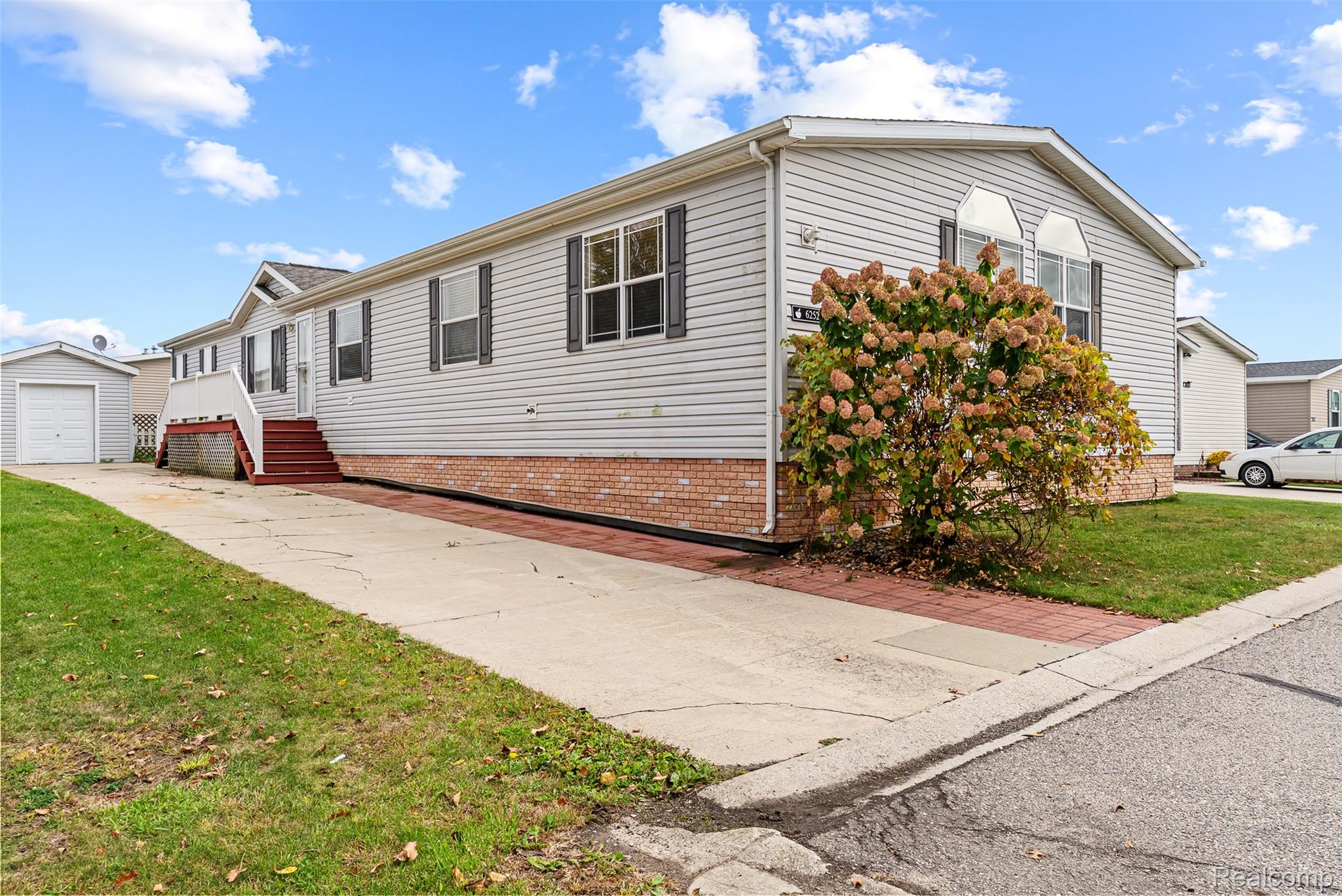 6252 Juliet Boulevard