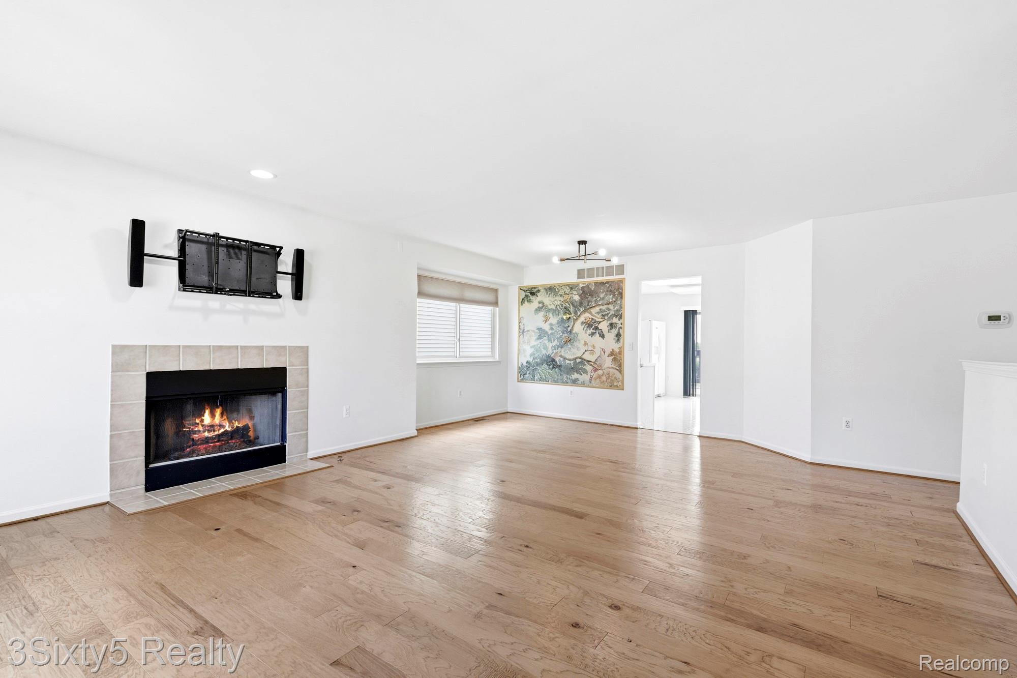 3982 Bridle Pass