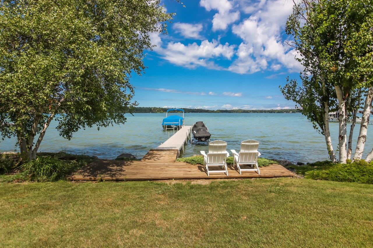 4537 E Duck Lake Road