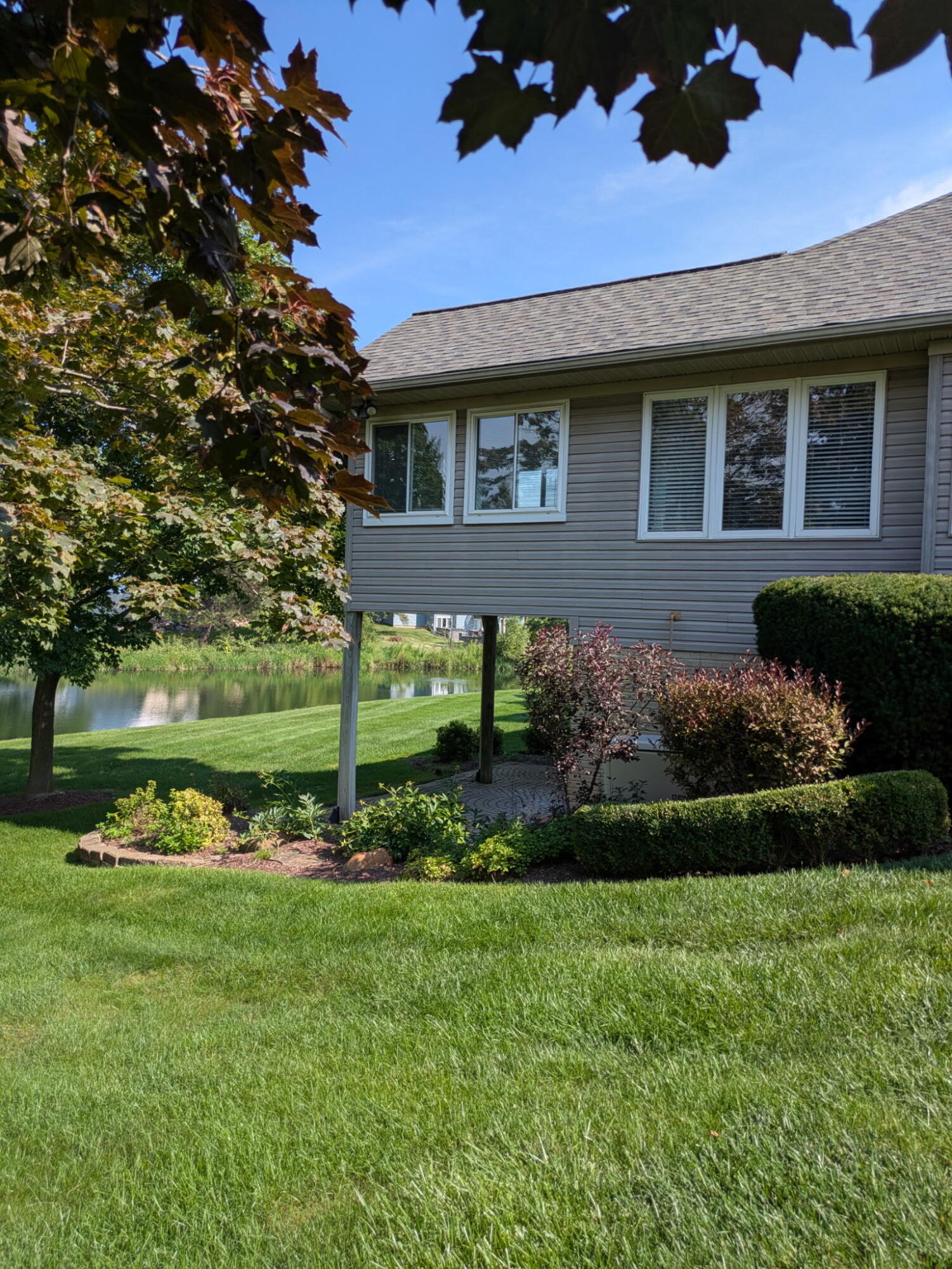 410 Oak Arbor Drive 1