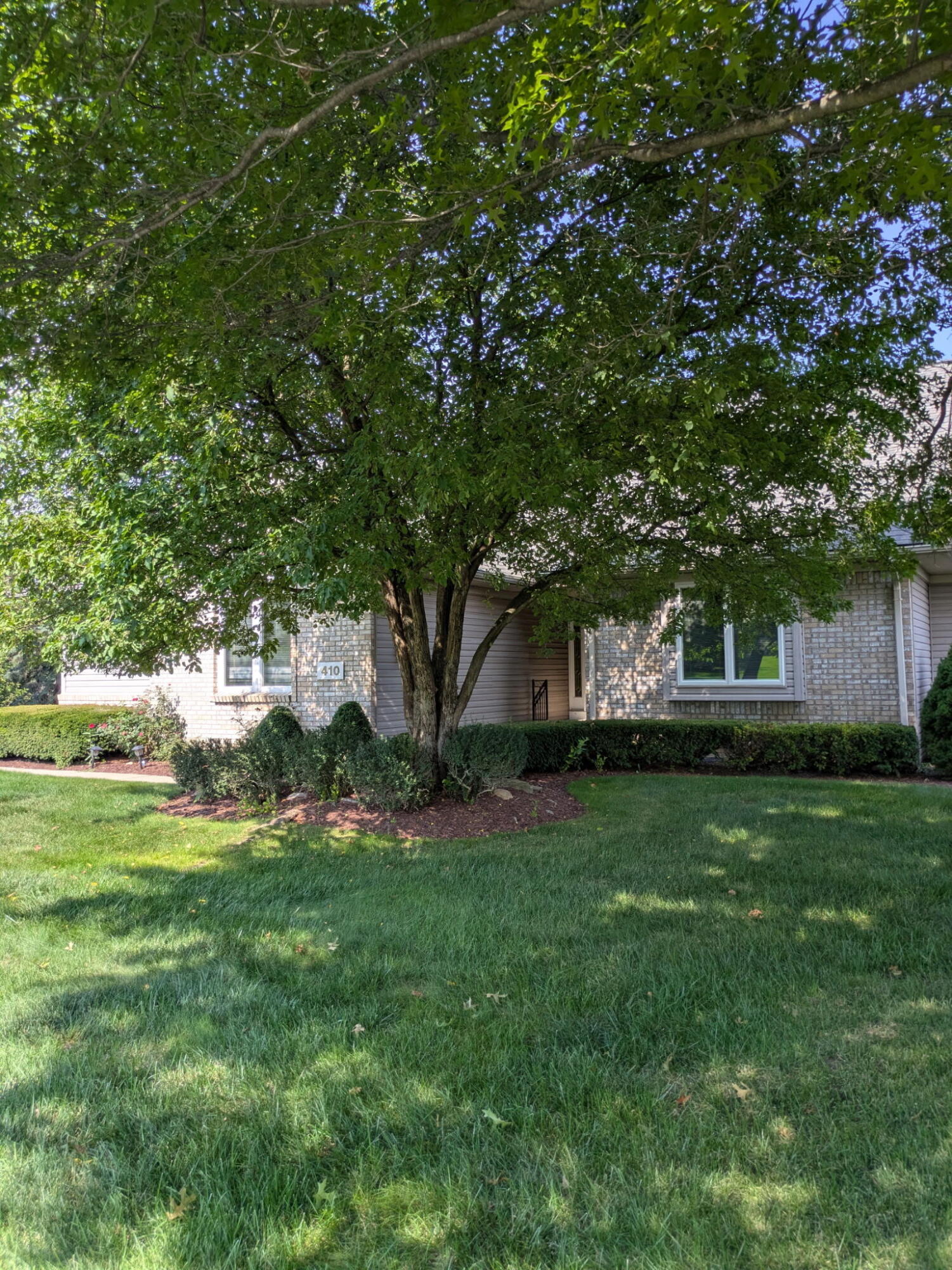 410 Oak Arbor Drive 1