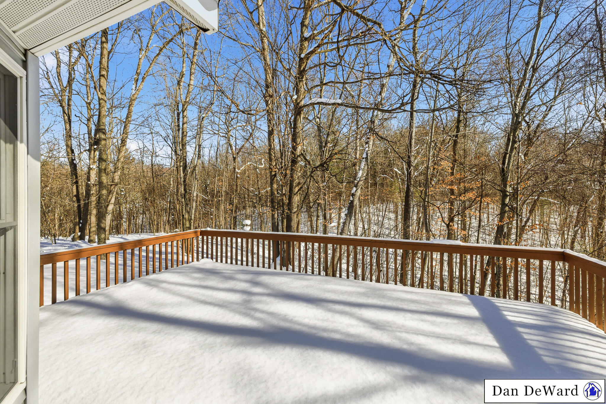 11410 Windsor Drive NE