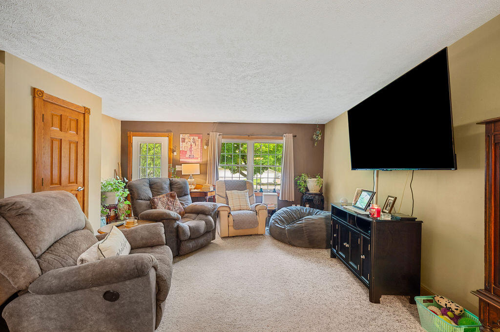 917 Kensington Drive