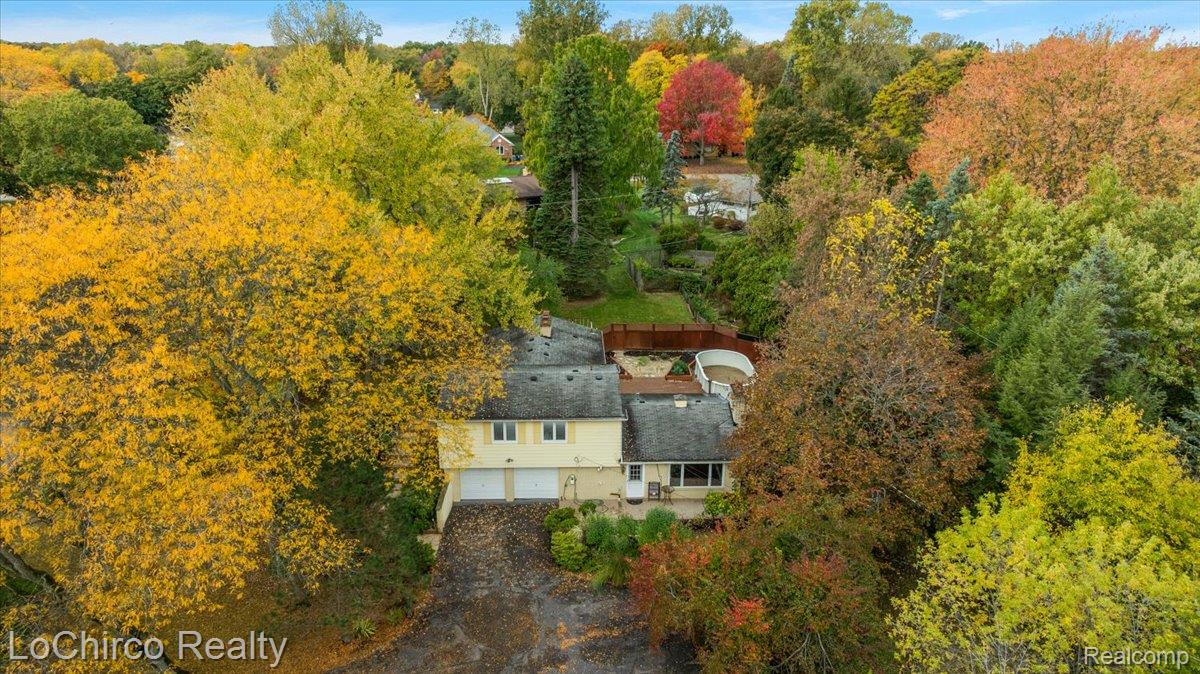 1585 Kingsmere Circle