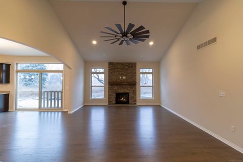 A home in MacombTownship_Macomb