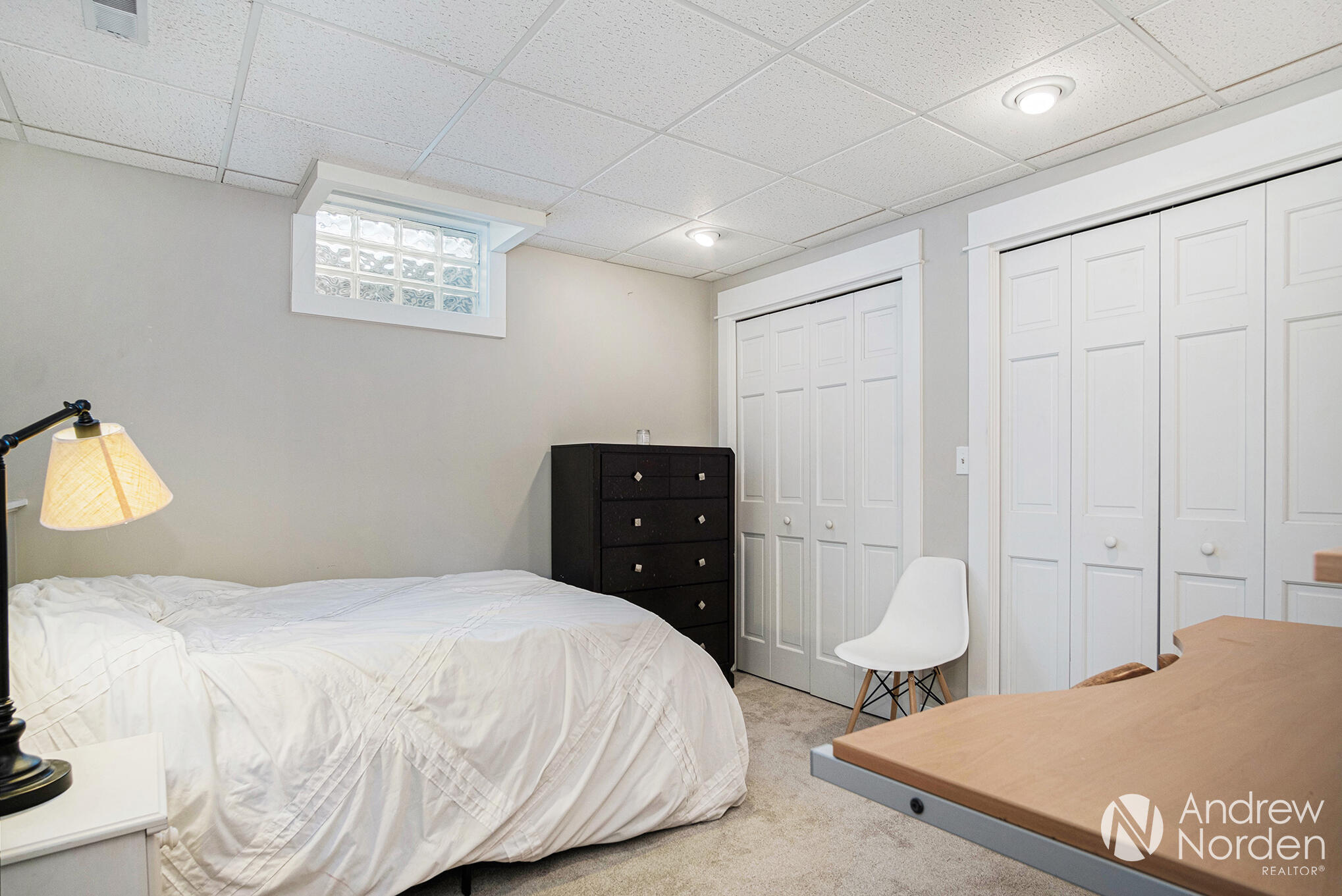 Kentwood City, Michigan 49546, United States, 5 Bedrooms Bedrooms, ,4 BathroomsBathrooms,Residential,Pending,171948