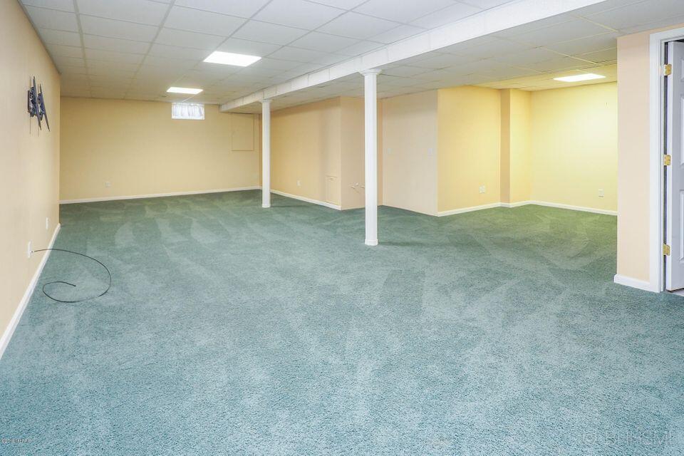 Portage City, Michigan 49024, United States, 4 Bedrooms Bedrooms, ,3 BathroomsBathrooms,Residential,Active,224242