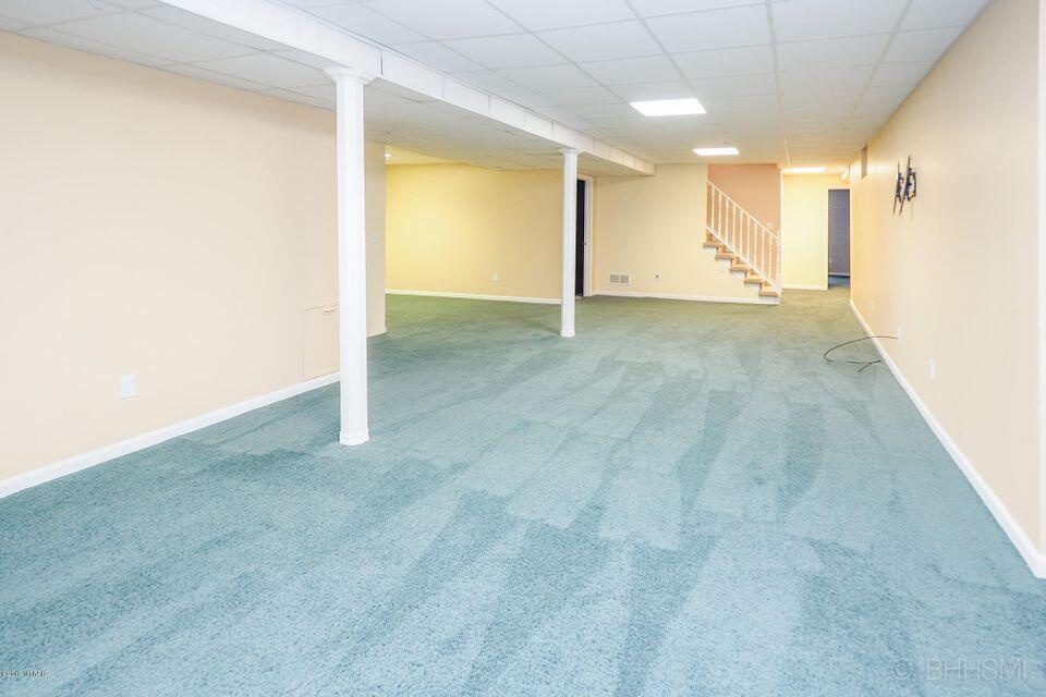 Portage City, Michigan 49024, United States, 4 Bedrooms Bedrooms, ,3 BathroomsBathrooms,Residential,Active,224242