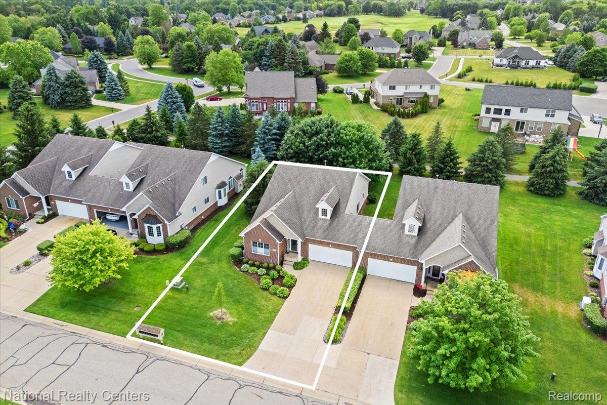 332 Asbury Court