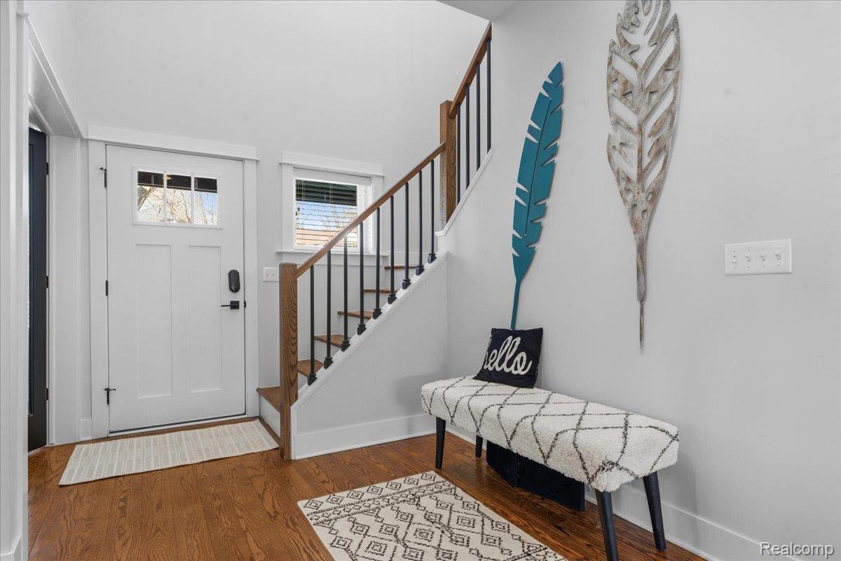 718 N Alexander Avenue