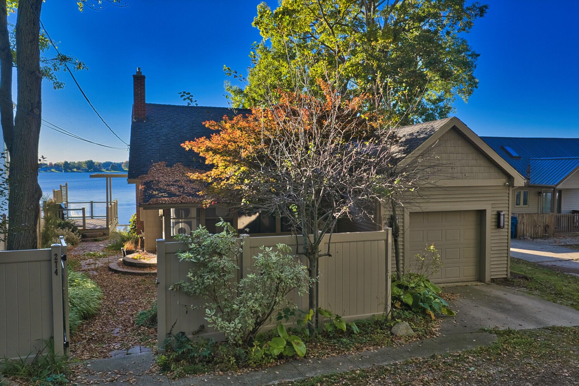 274 S Hawley Center Drive