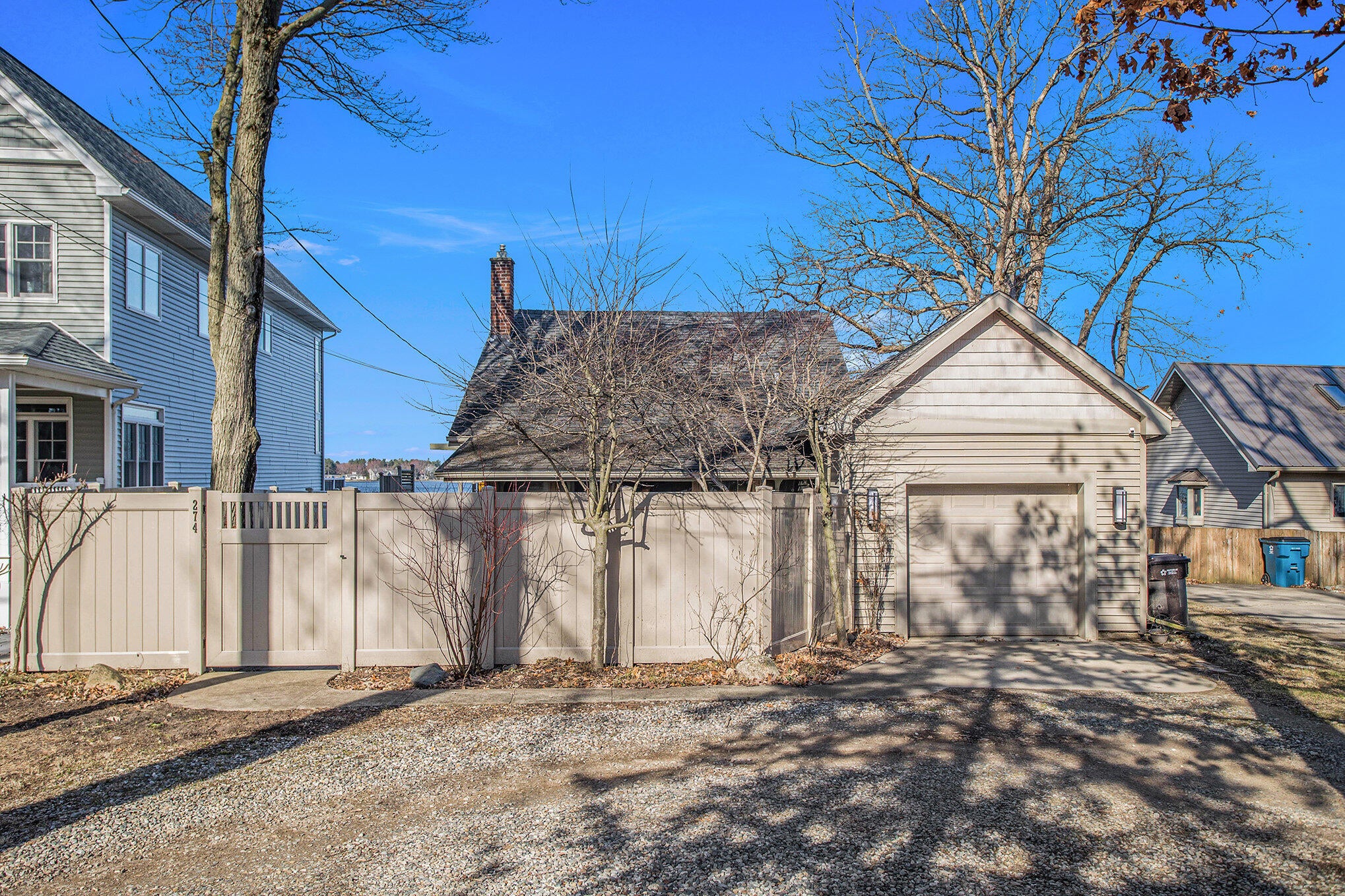 274 S Hawley Center Drive