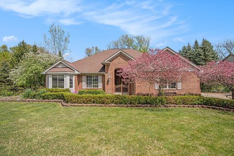 2053 CHANNEL Drive Brighton Township MI 48114
