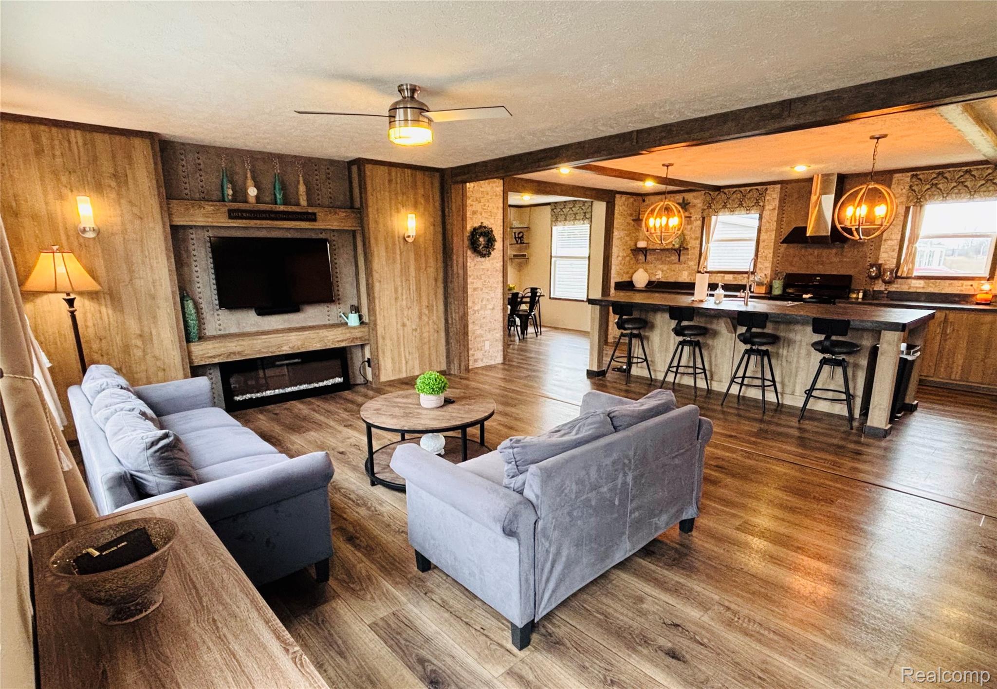 37886 Wolcott Lane