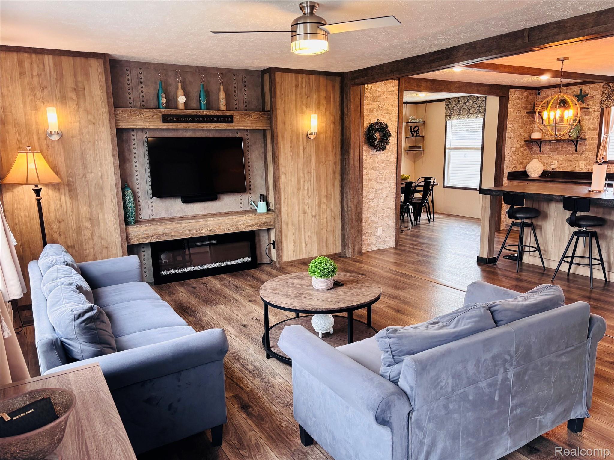 37886 Wolcott Lane