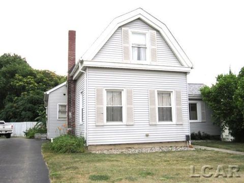 111 & 115 N Market Street Street Hudson City MI 49247