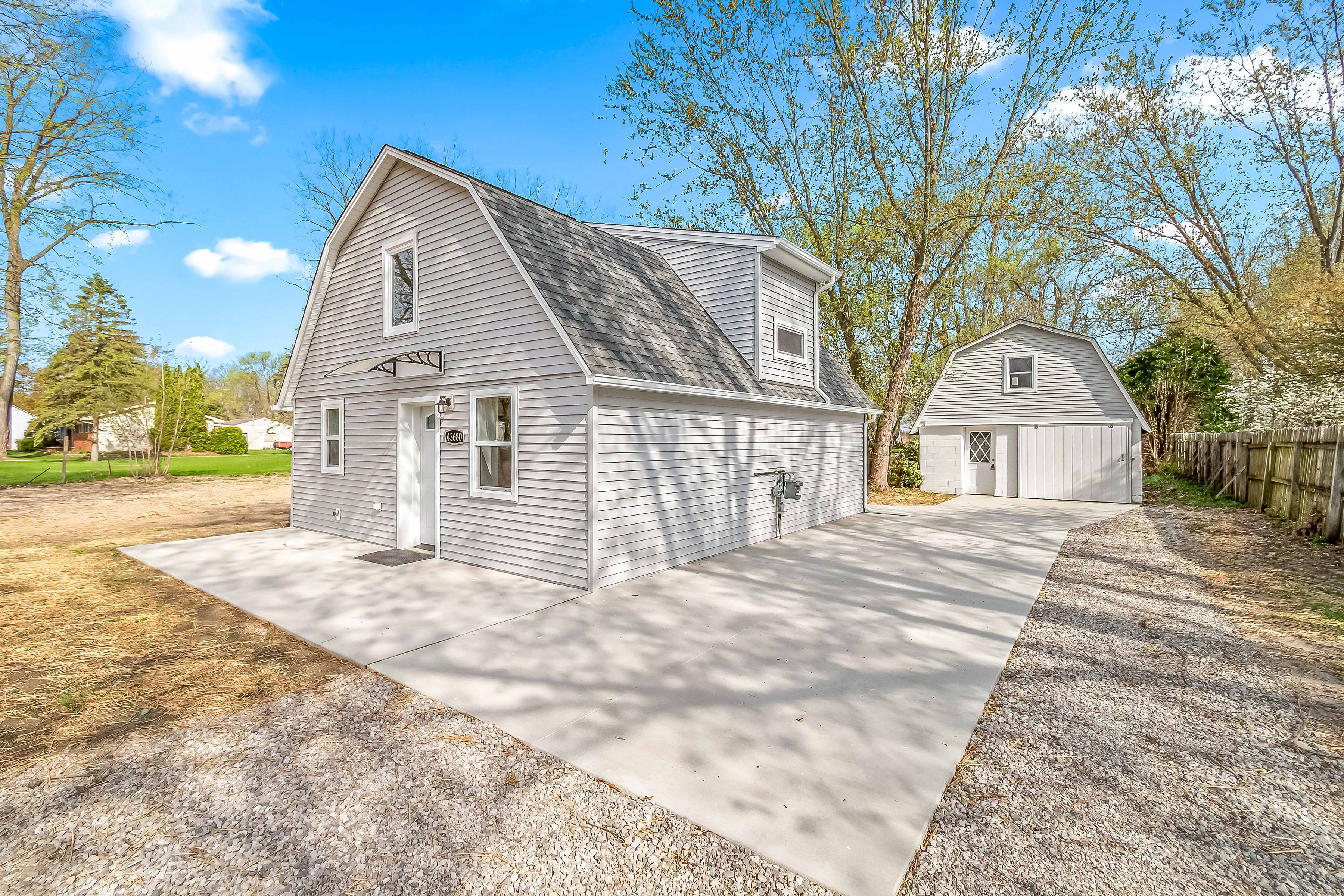 43680 BURTRIG Road