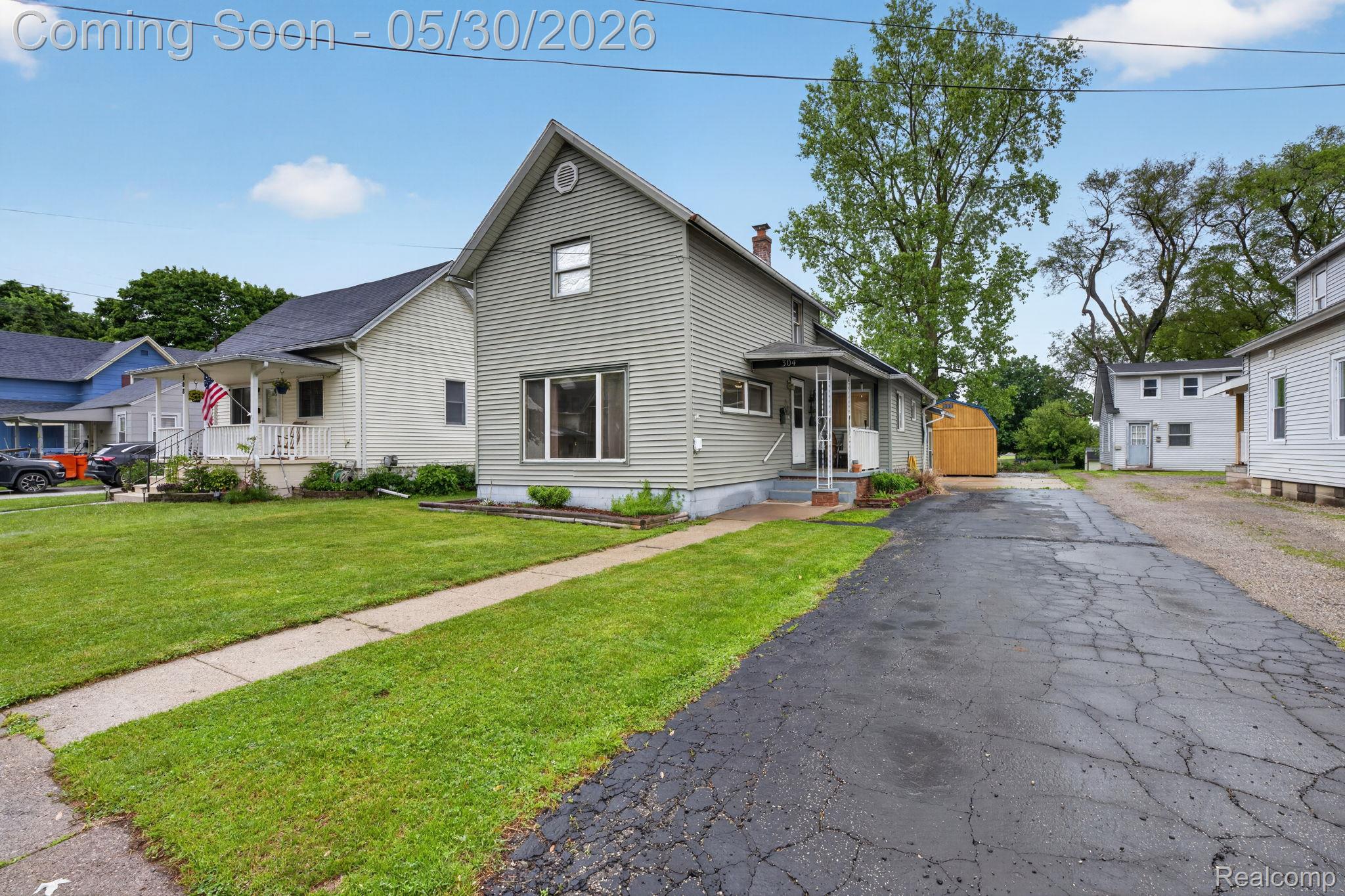 304 W Ridge Street