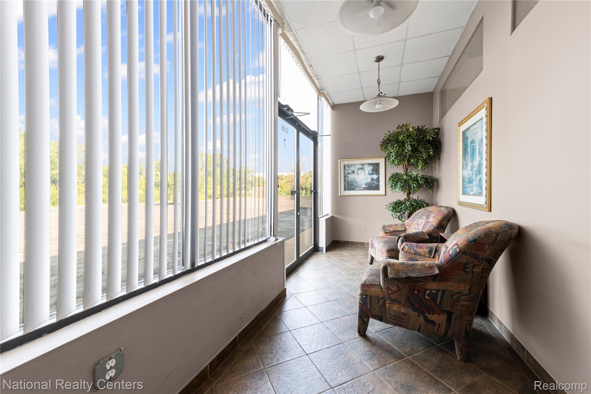 1235 Industrial Drive