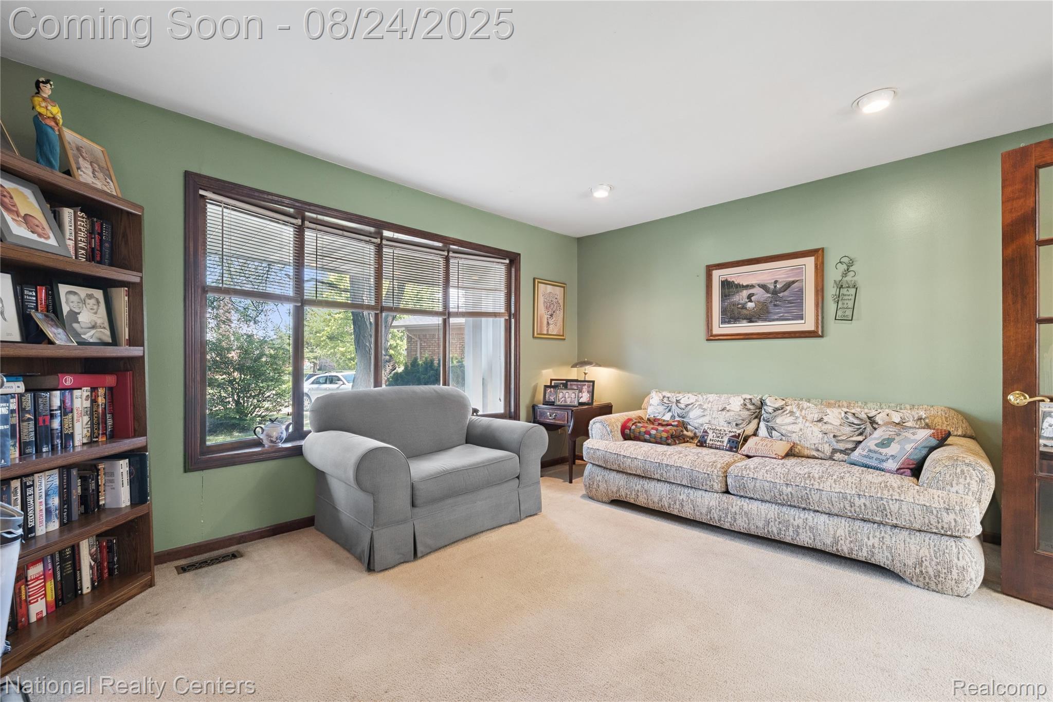 15566 Hemlock Drive