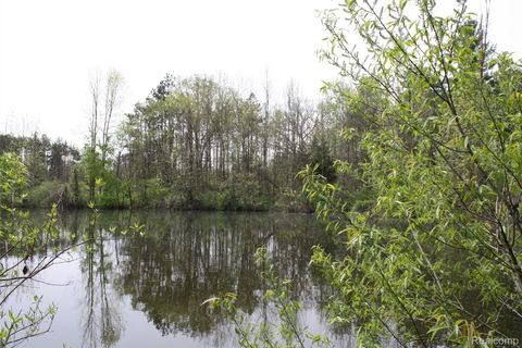 00 VL Waterside Lane Brighton City MI 48114