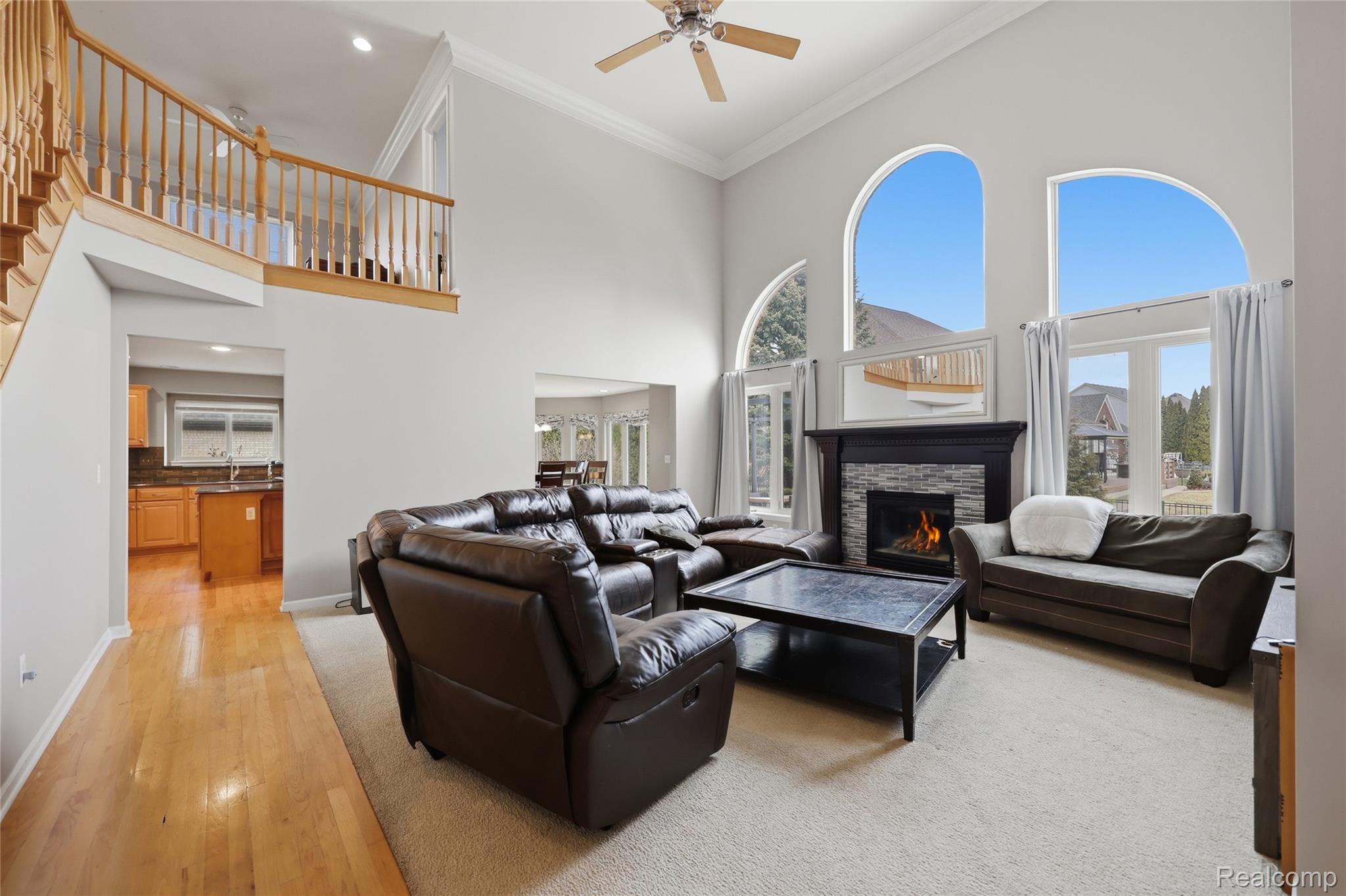 19389 Lakeland Drive