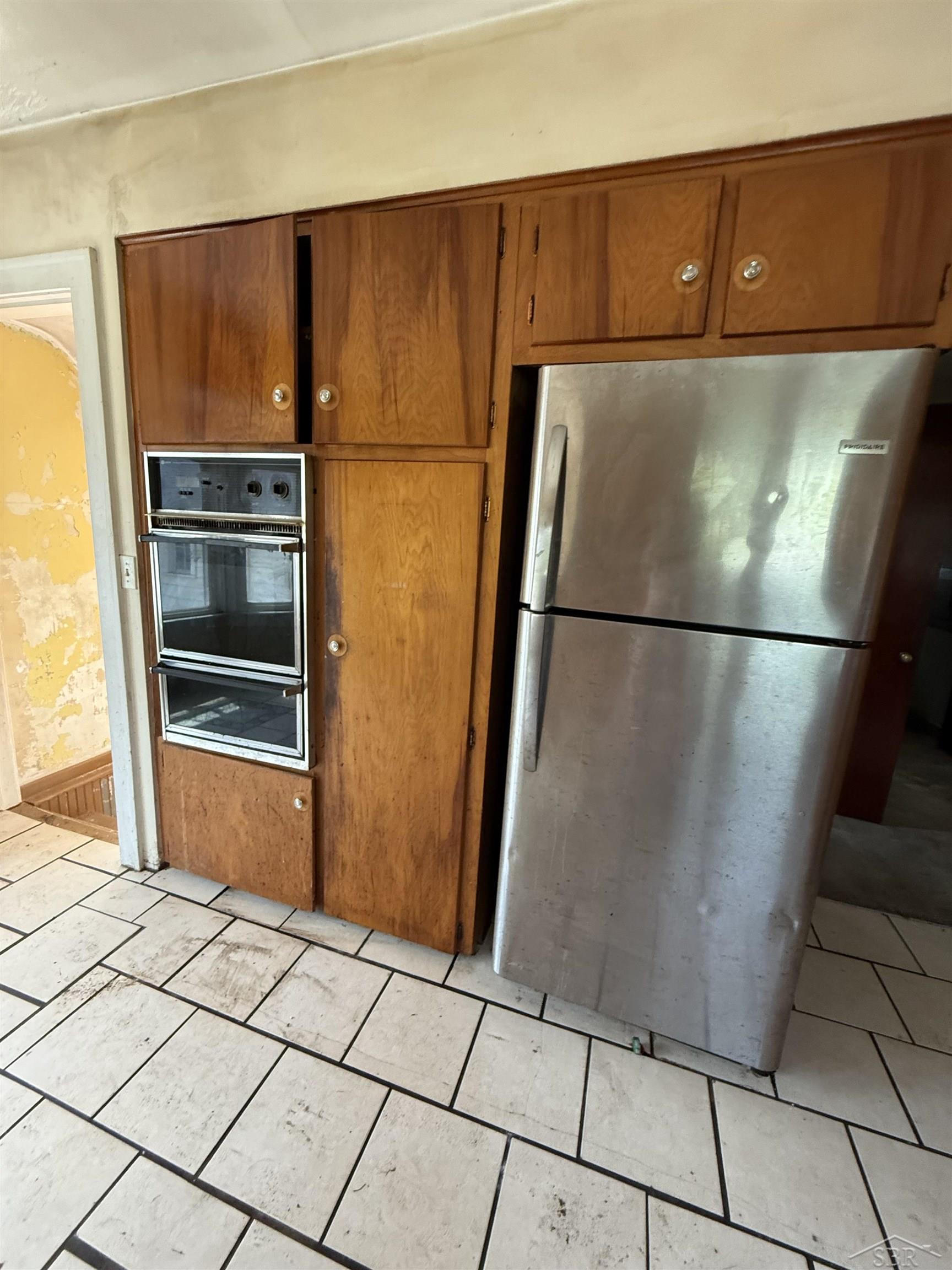 Properties Available 4 - 4 3930 S Washington Road