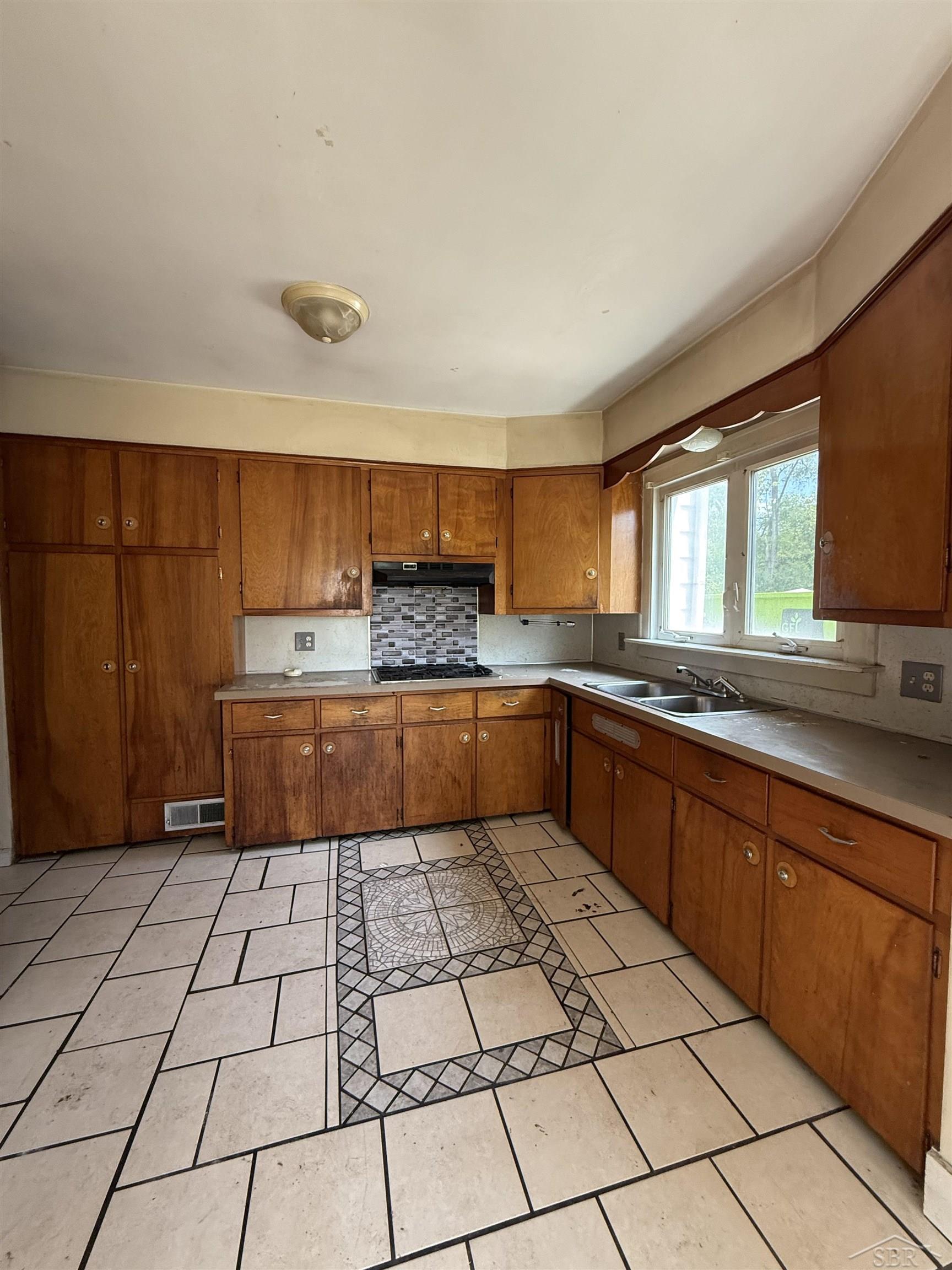 Properties Available 3 - 3 3930 S Washington Road