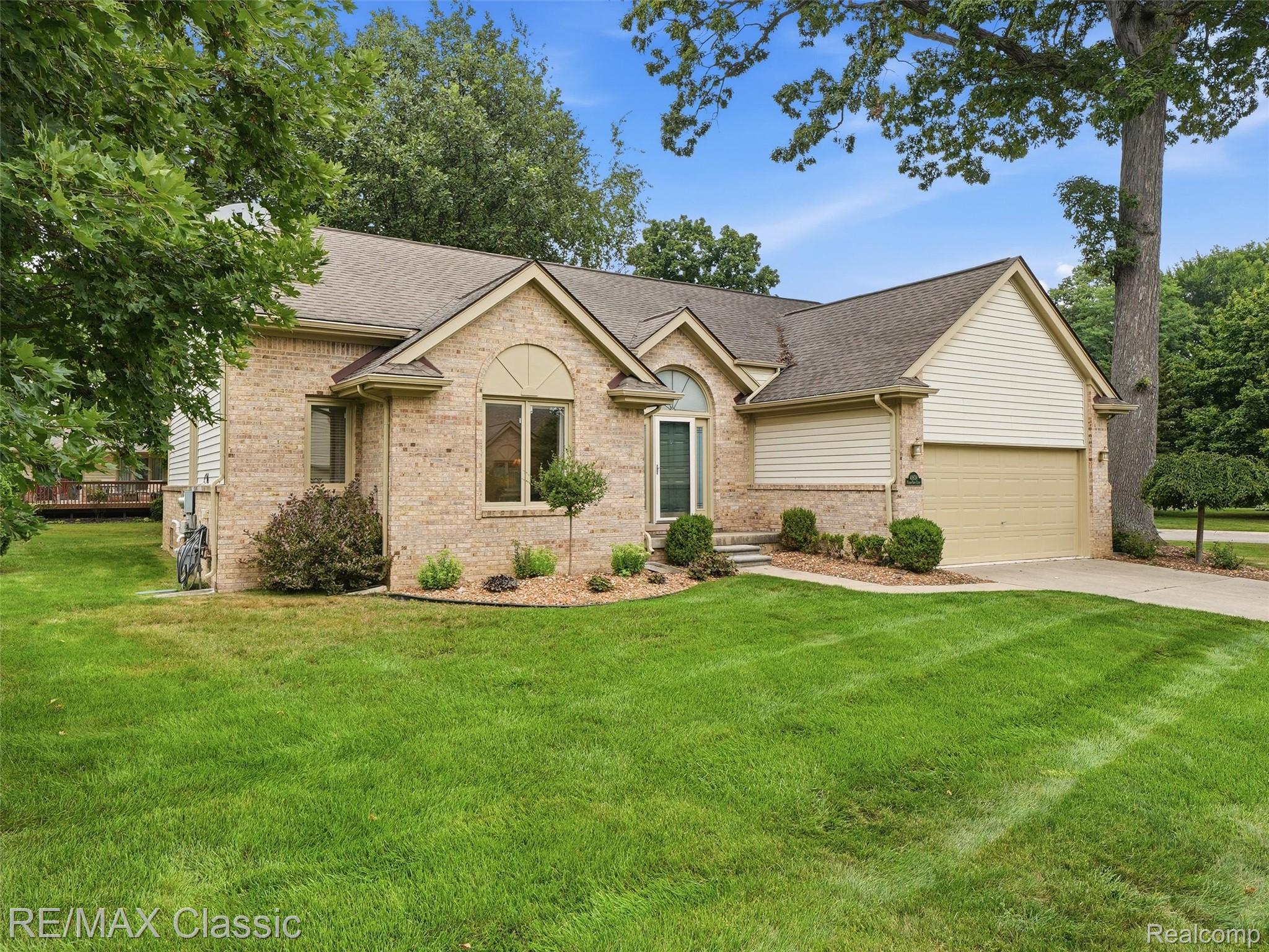 41638 Hidden Oaks Court 30