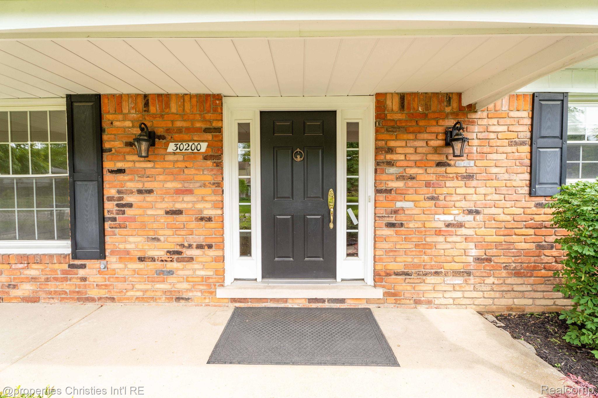 30200 Fiddlers Green