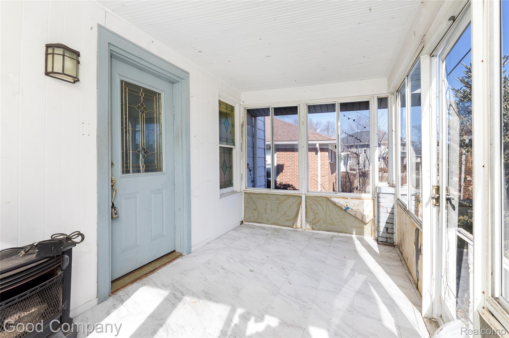 834 W Houstonia Avenue