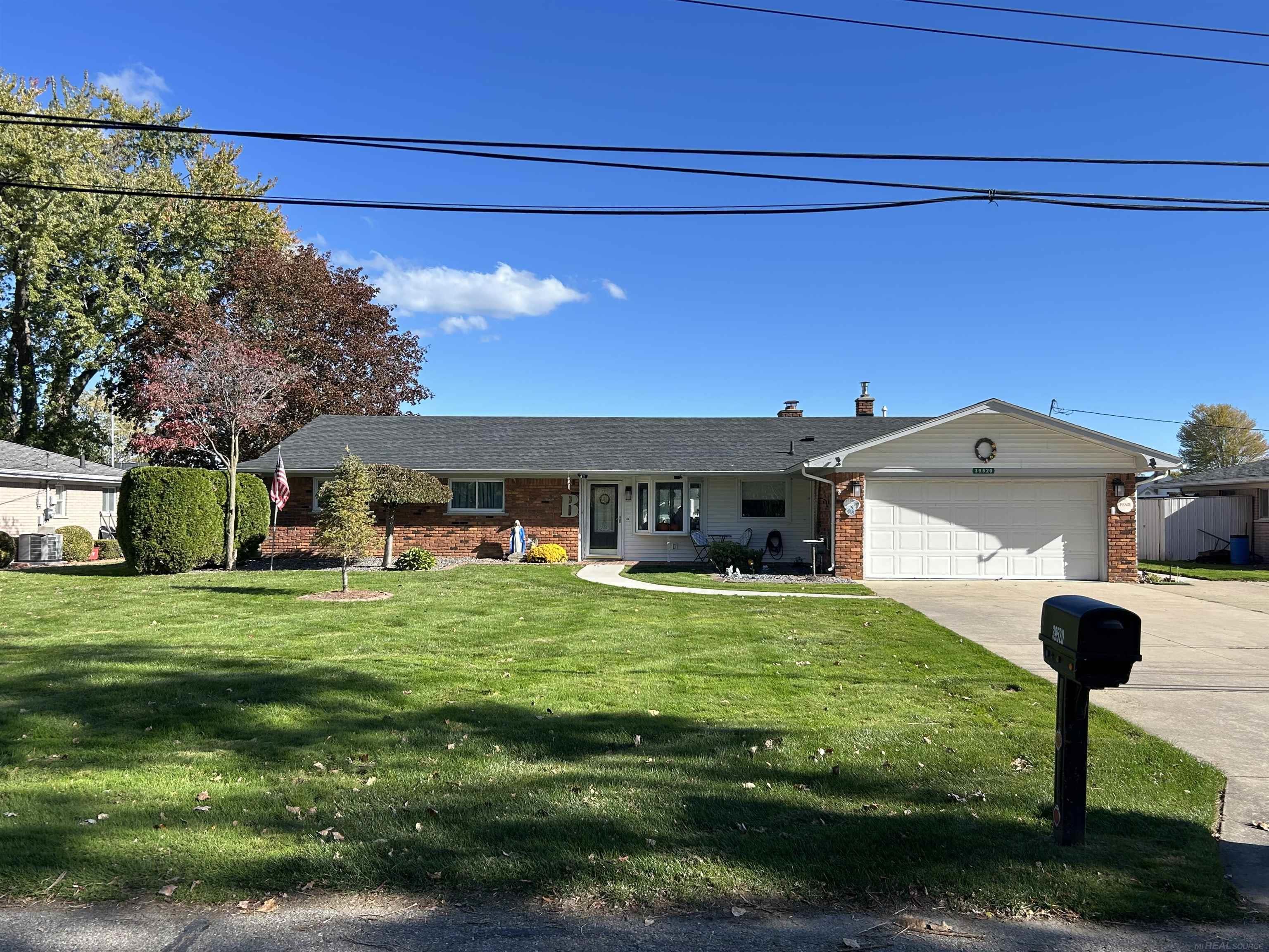 39520 Venetian Drive