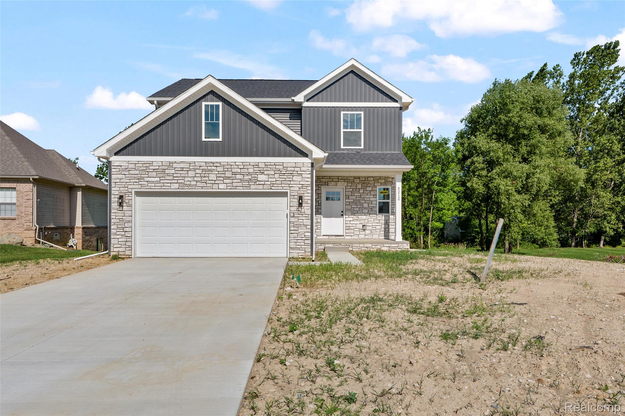 5212 Farmridge Lane